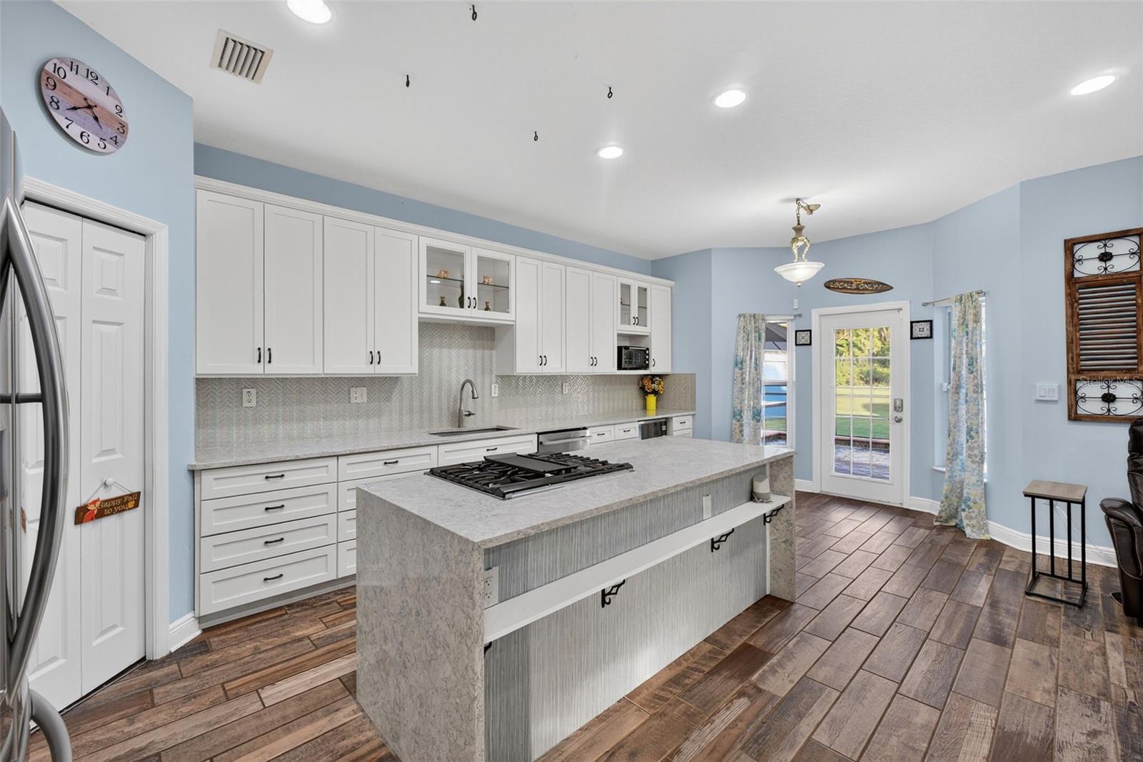 Image 14 of 62 For 3229 Gardner Oaks Lane