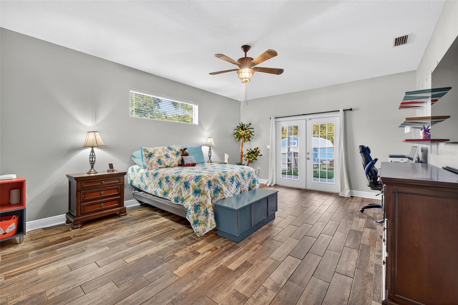 Image 24 of 62 For 3229 Gardner Oaks Lane