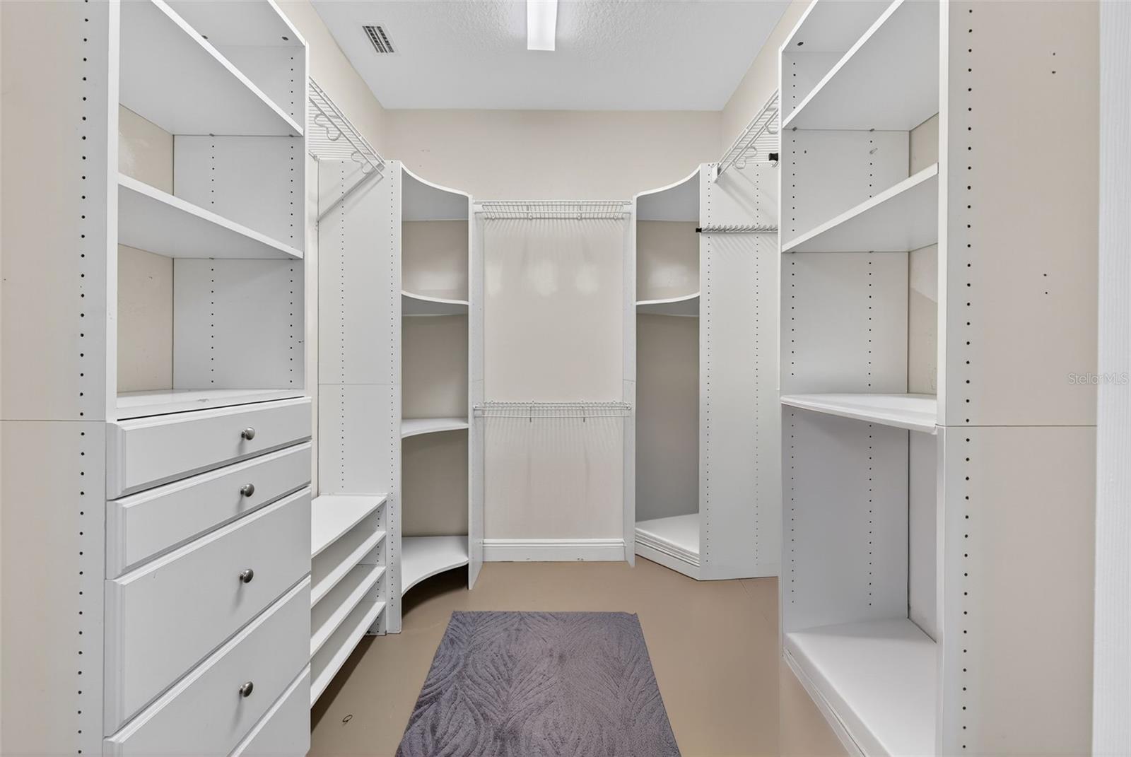 Image 36 of 62 For 3229 Gardner Oaks Lane