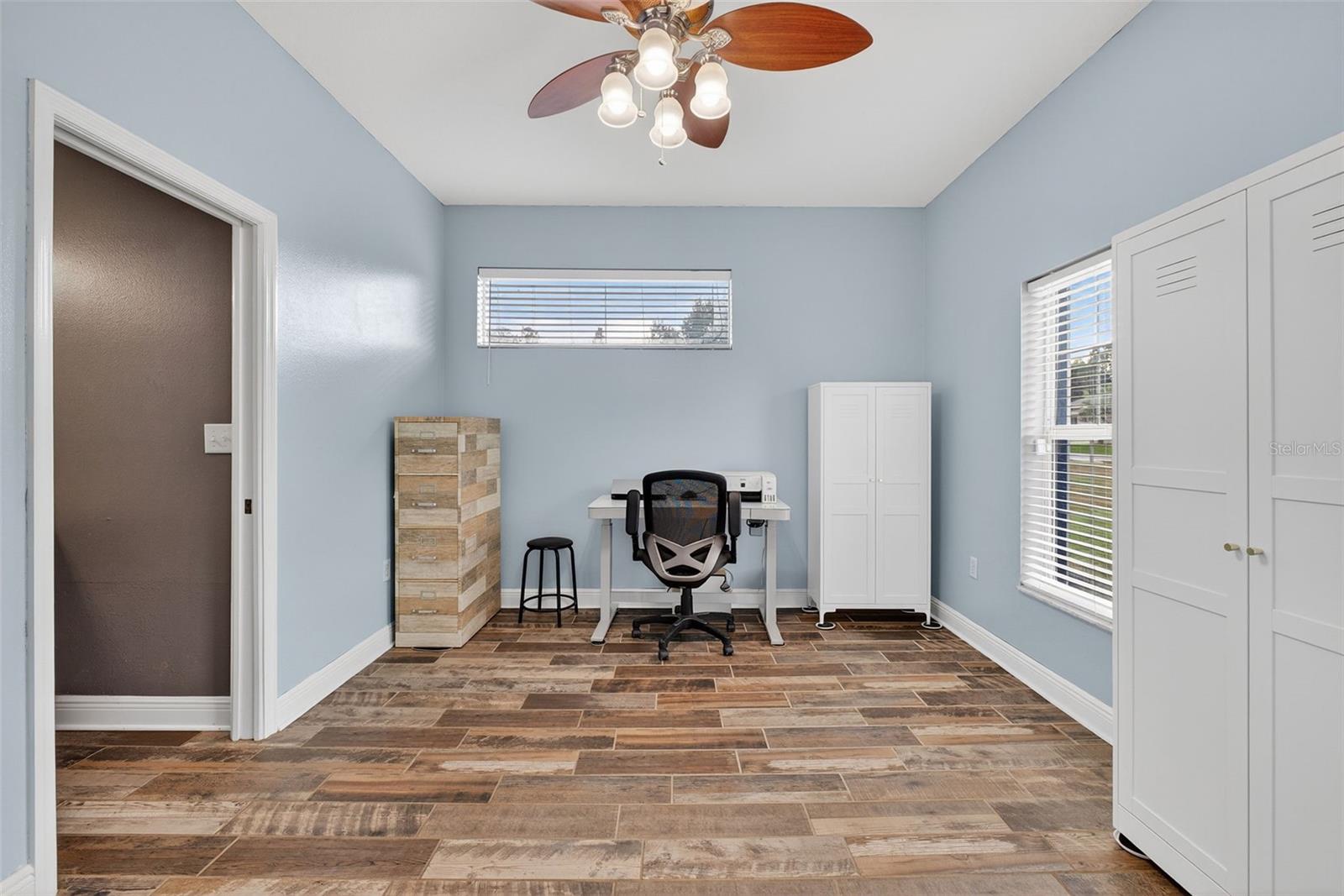 Image 38 of 62 For 3229 Gardner Oaks Lane