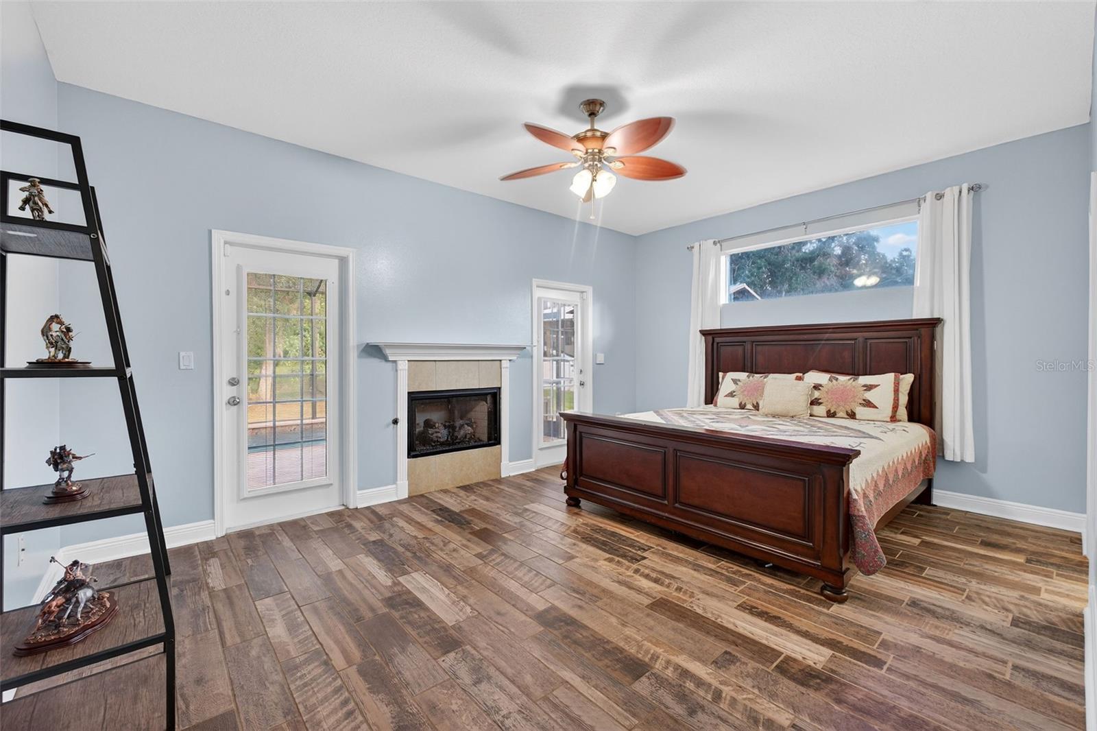 Image 40 of 62 For 3229 Gardner Oaks Lane