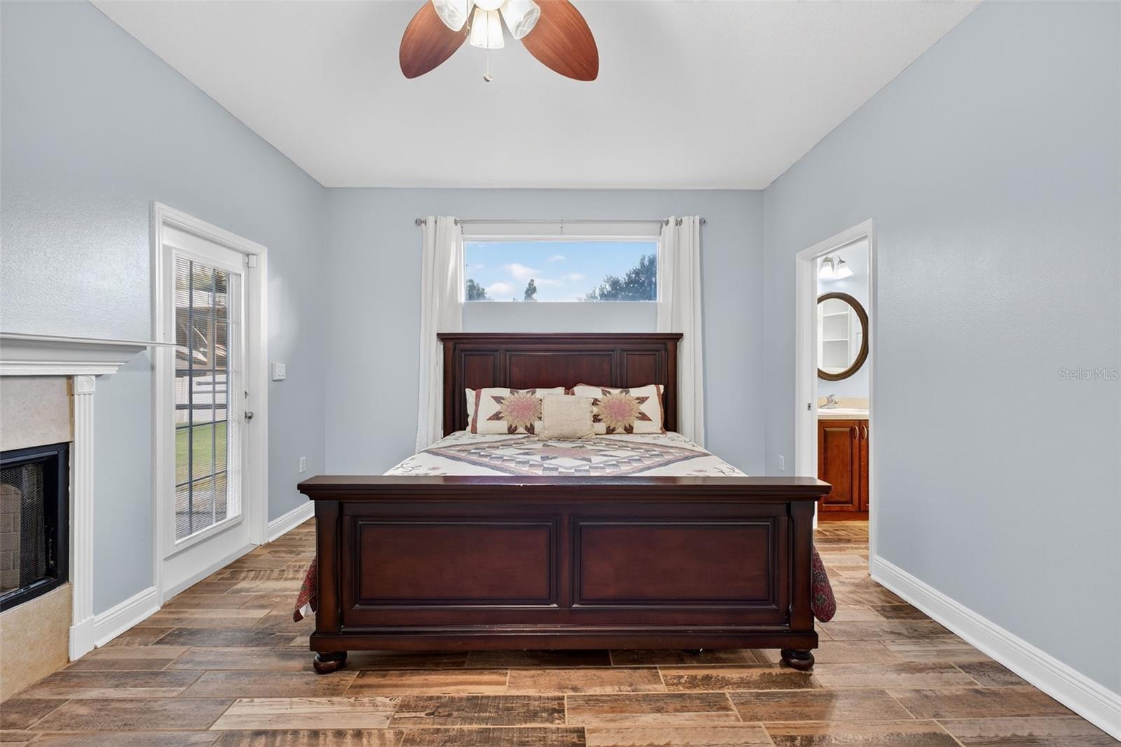 Image 41 of 62 For 3229 Gardner Oaks Lane