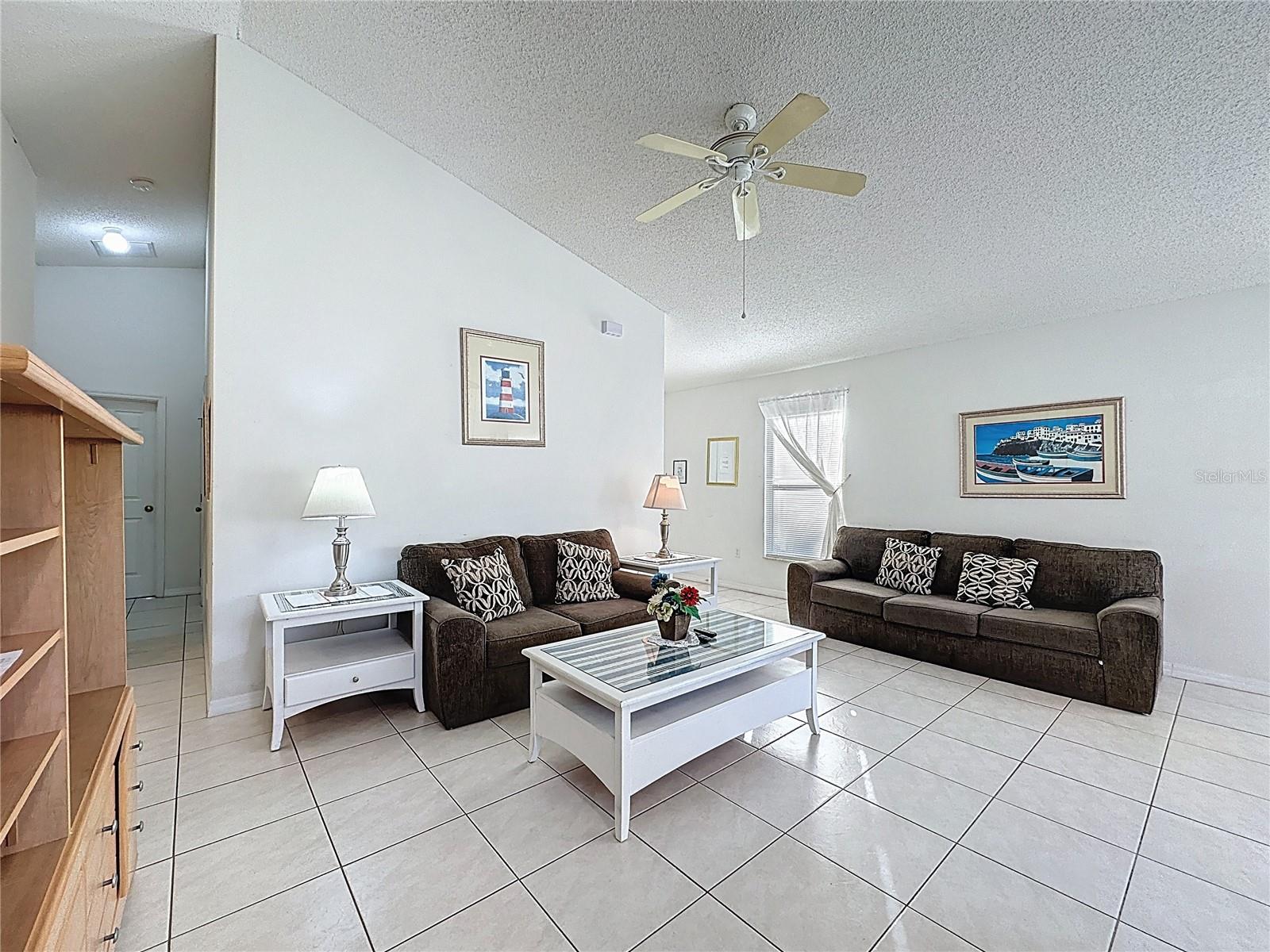 Image 10 of 79 For 2680 Hemingway Avenue