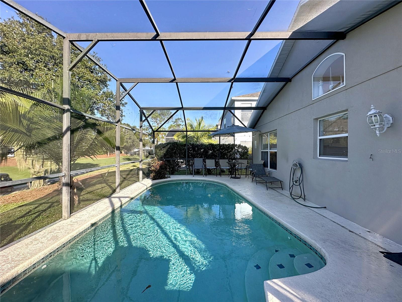 Image 18 of 79 For 2680 Hemingway Avenue