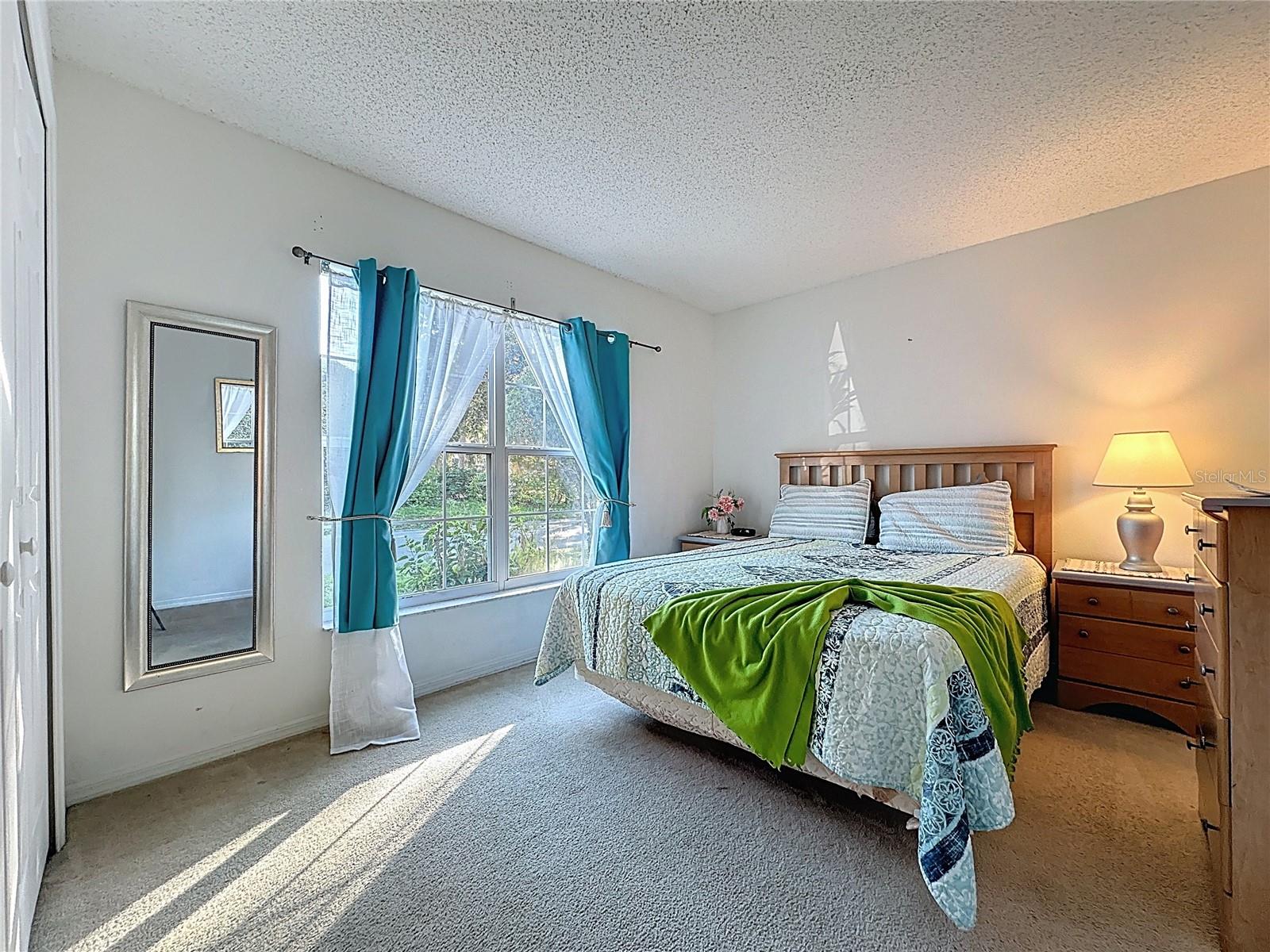 Image 35 of 79 For 2680 Hemingway Avenue