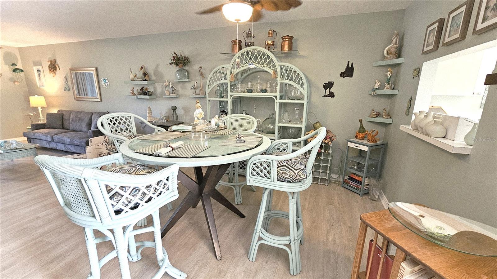 Image 7 of 20 For 93 Boundary Boulevard 303