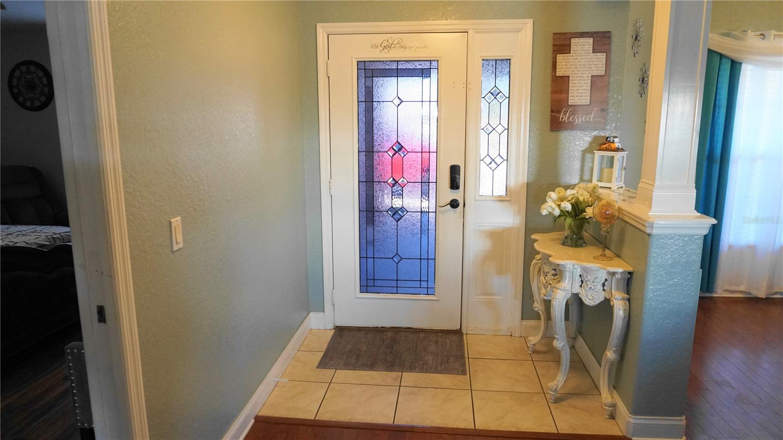 Image 8 of 23 For 104 Bentley Oaks Boulevard