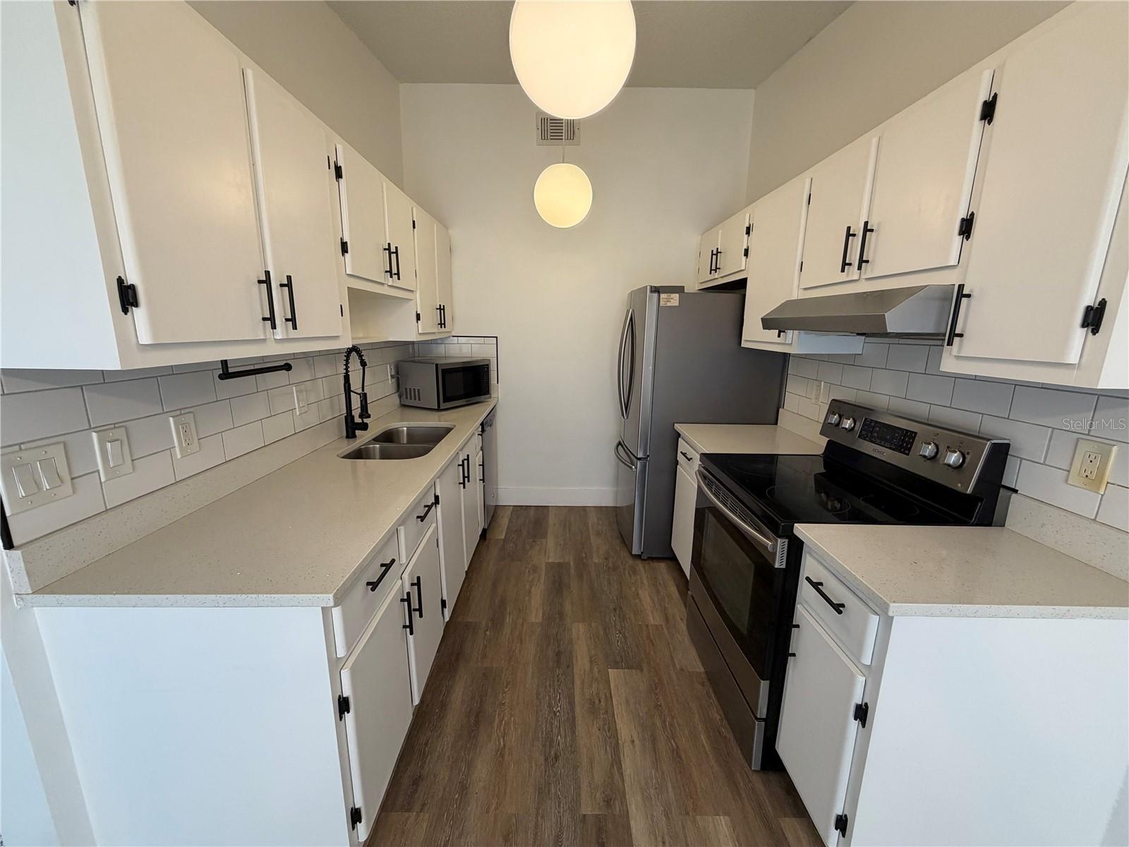 Image 12 of 30 For 3055 Autumn Court