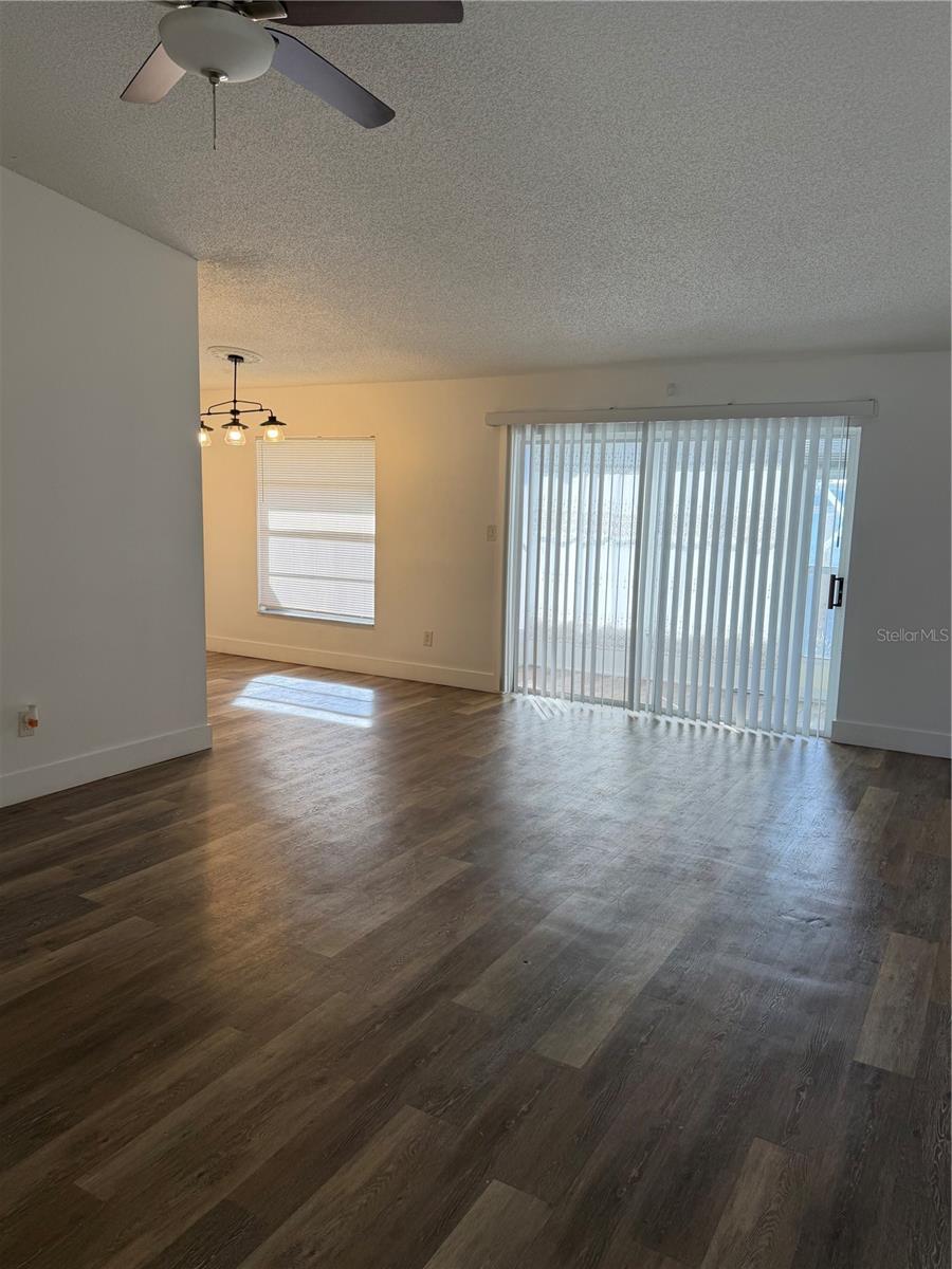 Image 20 of 30 For 3055 Autumn Court