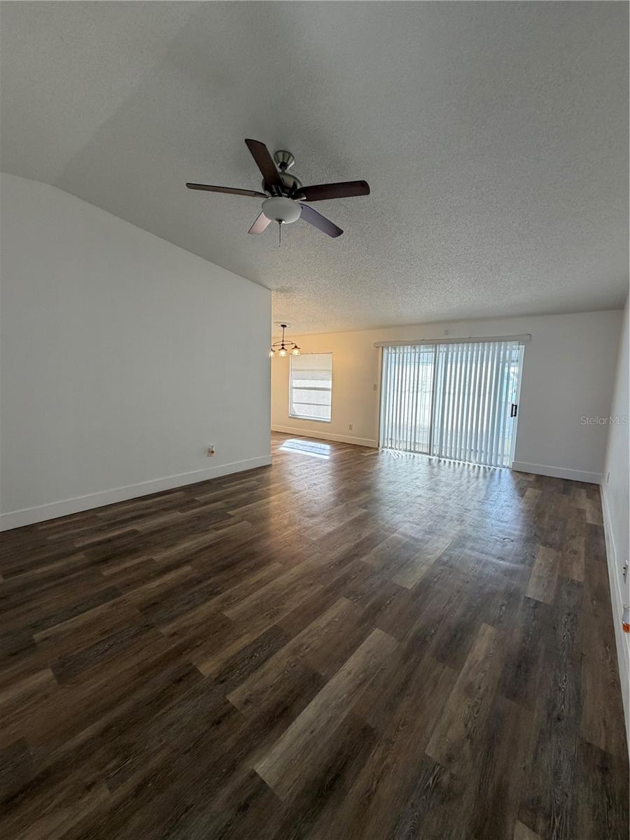 Image 23 of 30 For 3055 Autumn Court