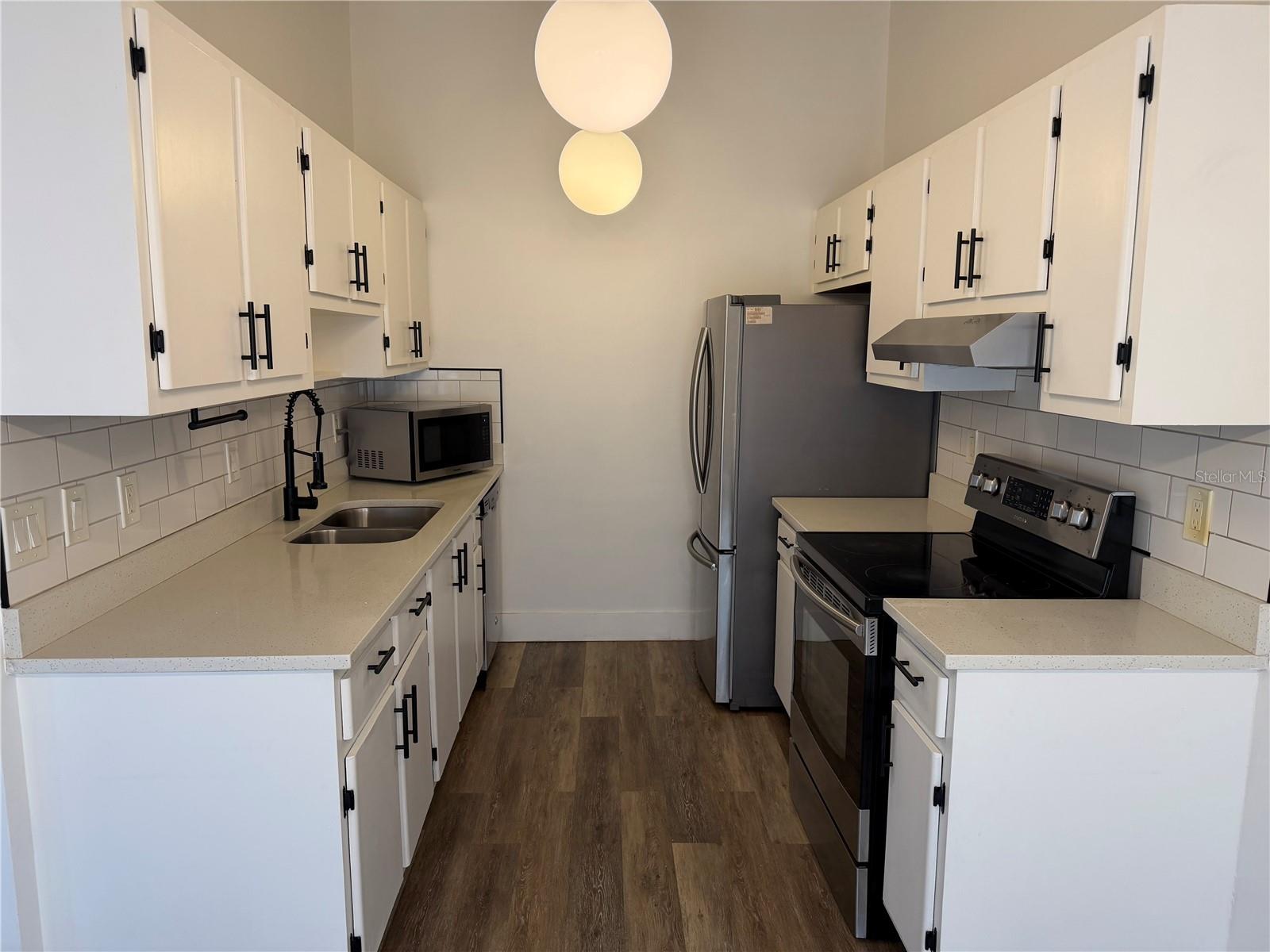 Image 4 of 30 For 3055 Autumn Court