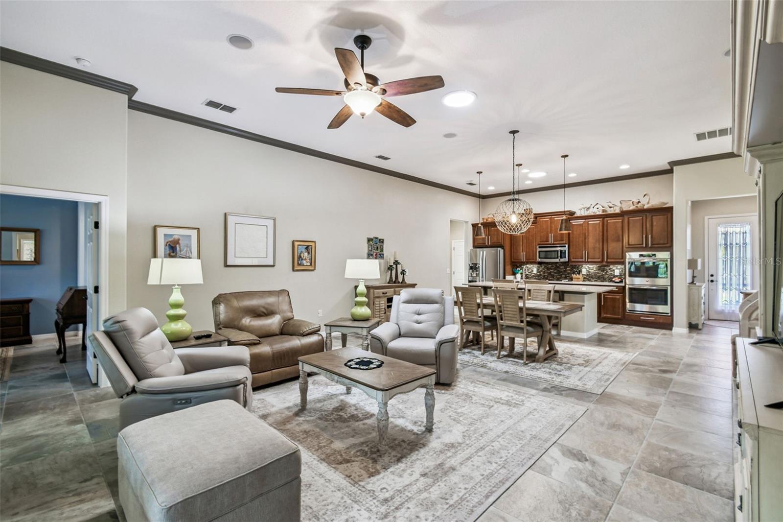 Image 10 of 72 For 514 San Joaquin Road