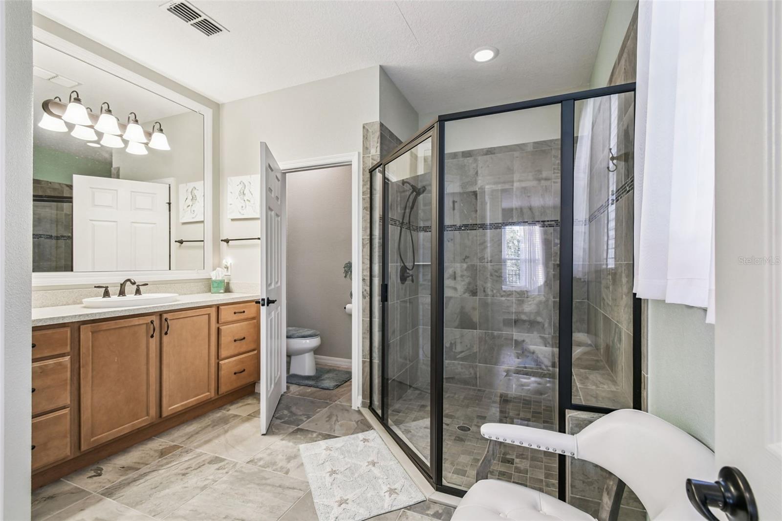 Image 32 of 72 For 514 San Joaquin Road