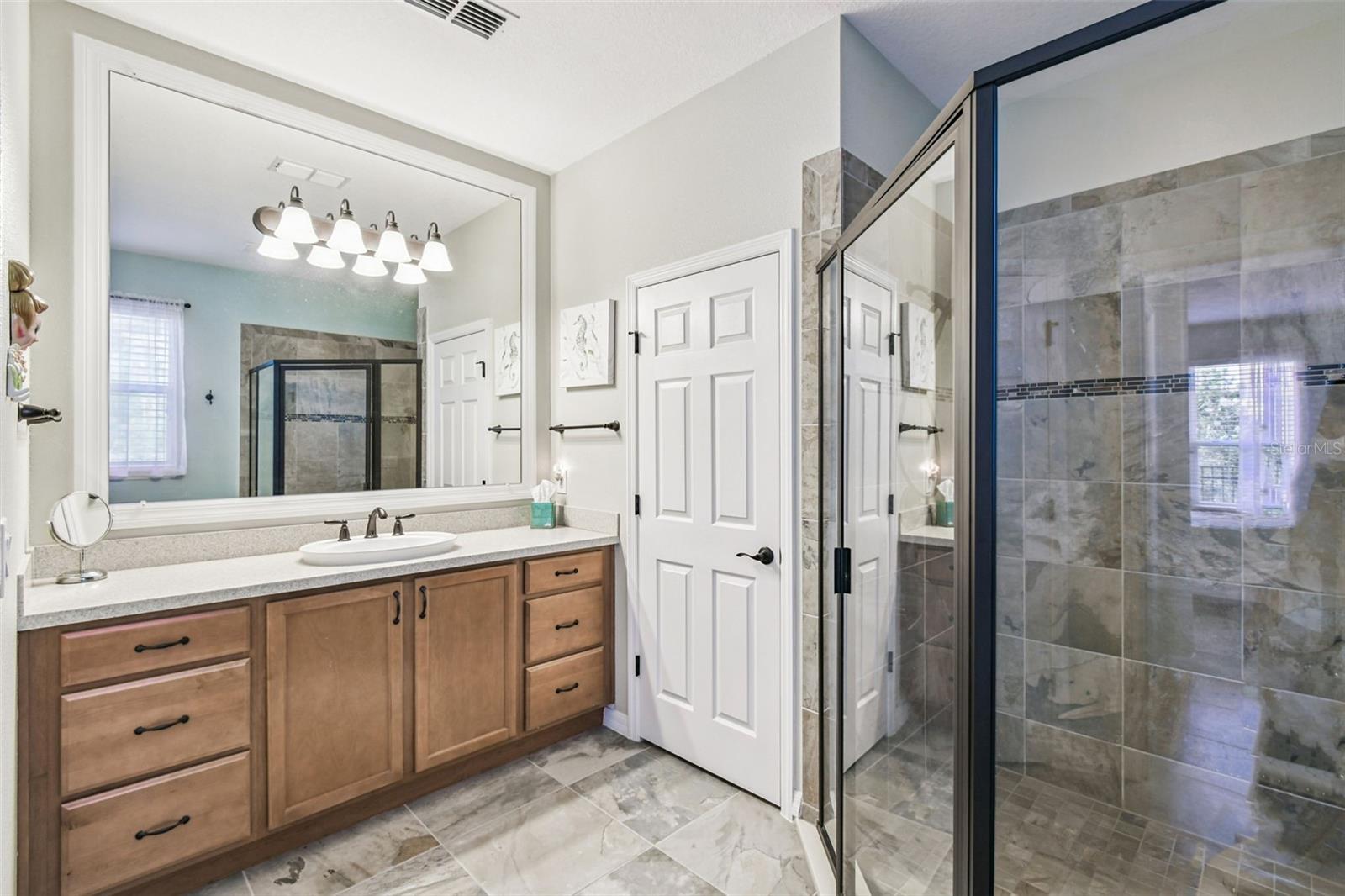 Image 33 of 72 For 514 San Joaquin Road