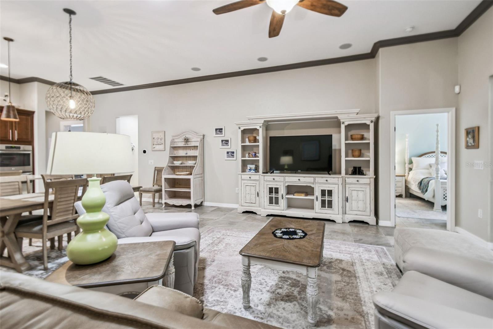 Image 8 of 72 For 514 San Joaquin Road