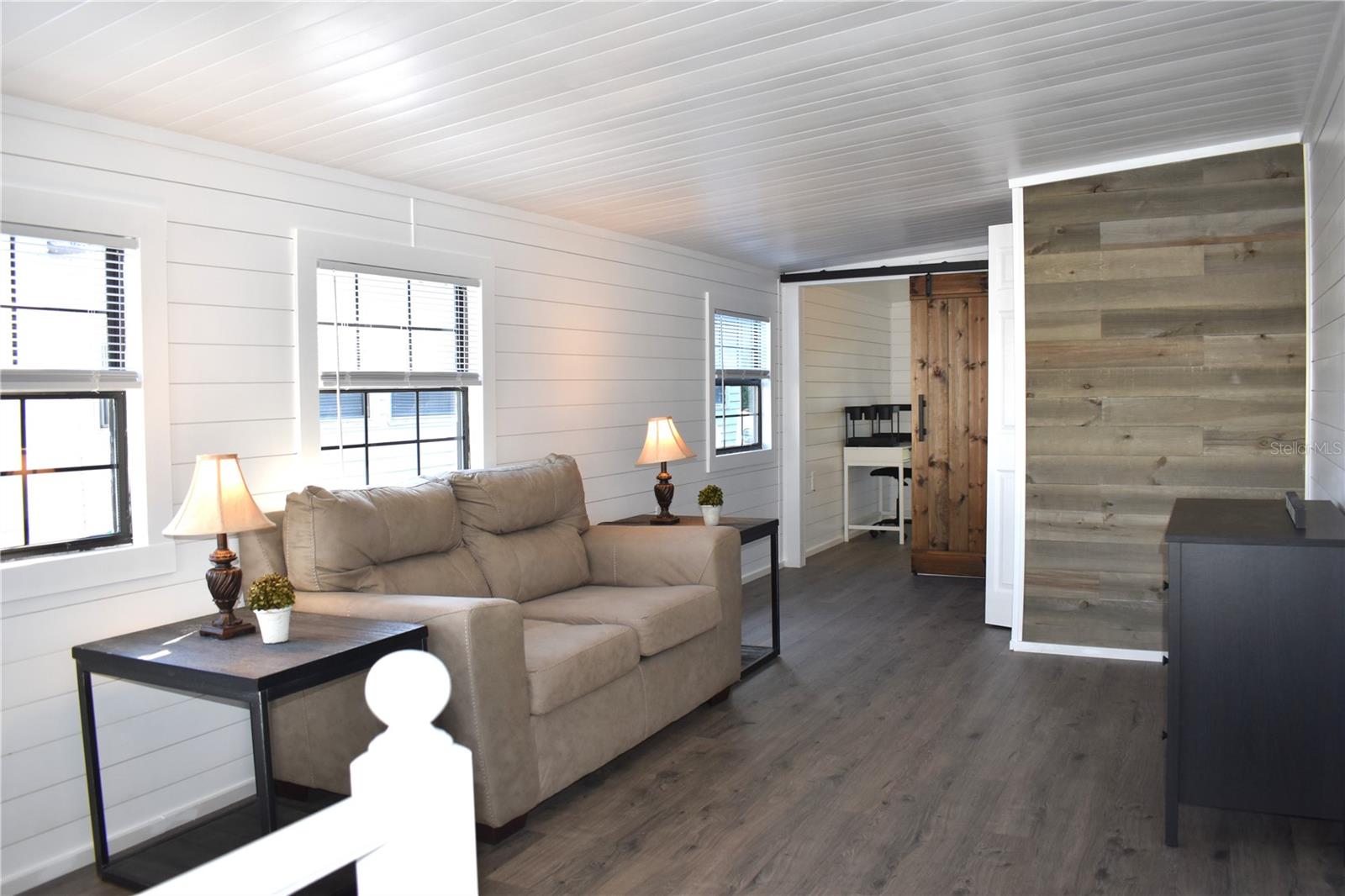 Image 12 of 57 For 9000 Us Highway 192 486