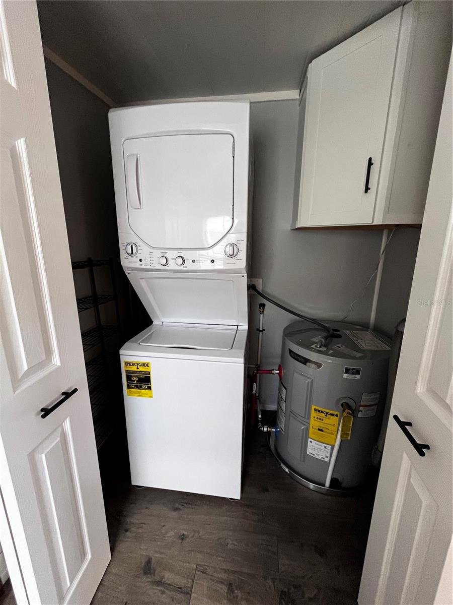 Image 17 of 57 For 9000 Us Highway 192 486