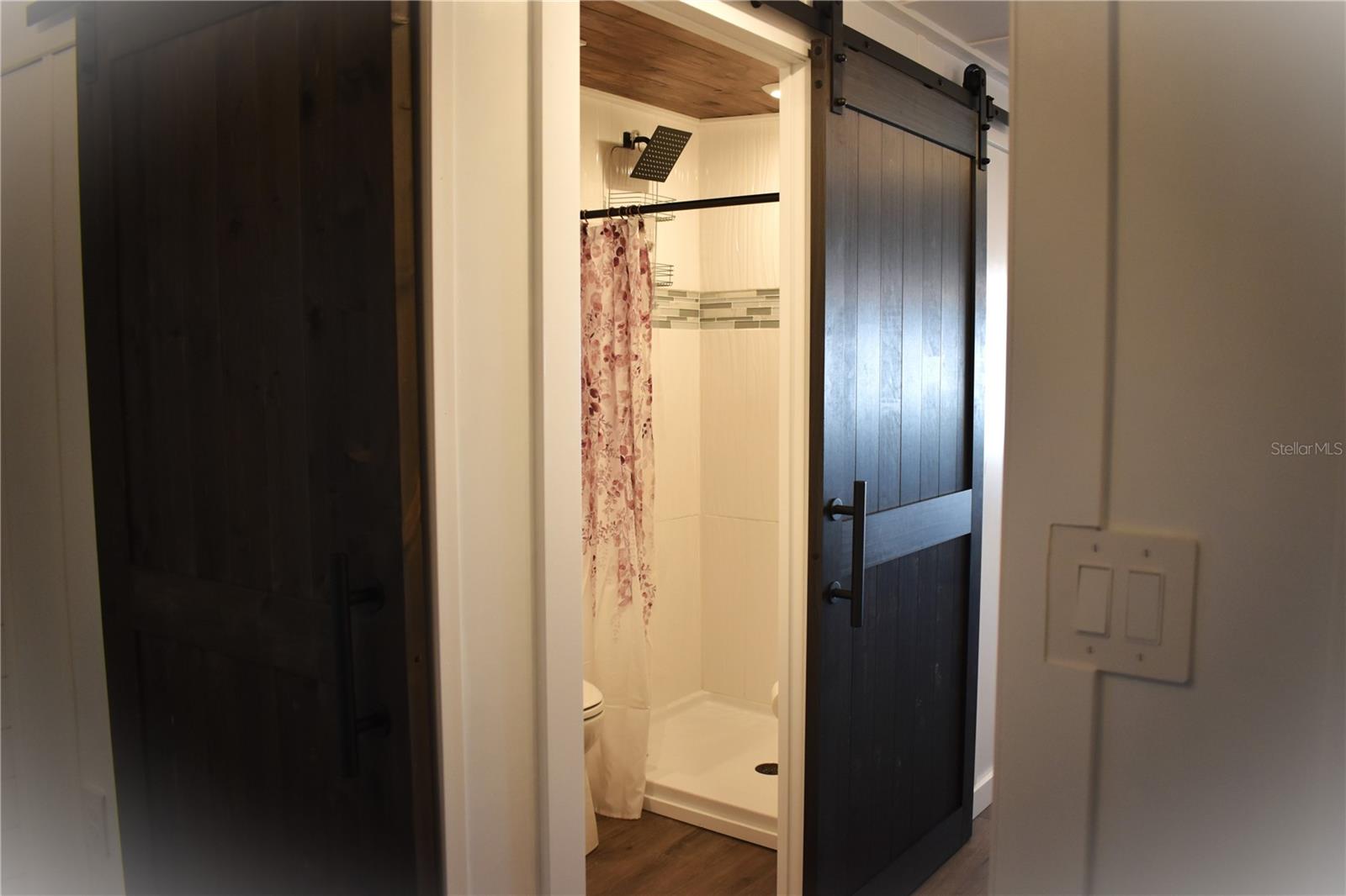 Image 38 of 57 For 9000 Us Highway 192 486