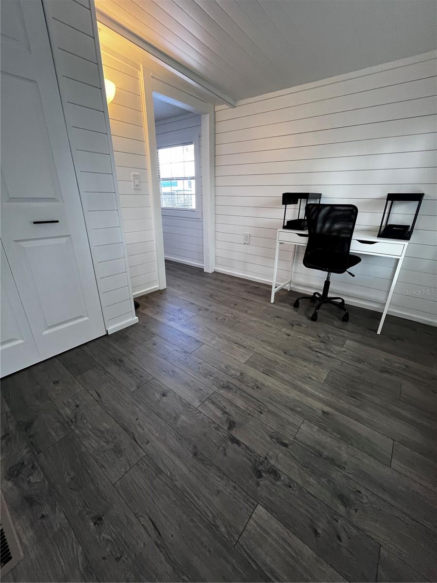 Image 47 of 57 For 9000 Us Highway 192 486