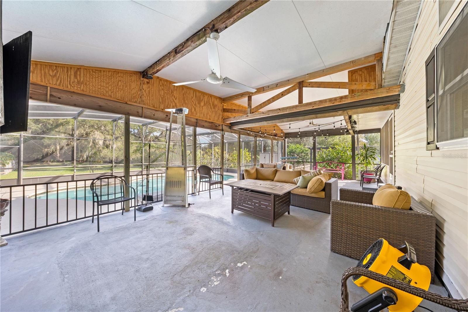 Image 12 of 57 For 2827 Godwin Road