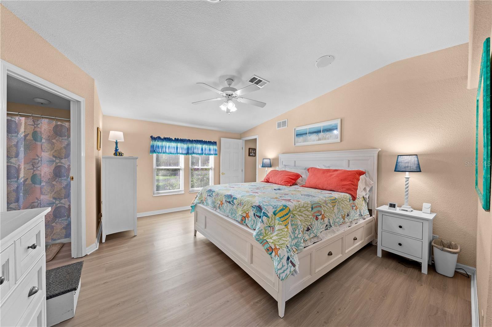 Image 25 of 57 For 2827 Godwin Road