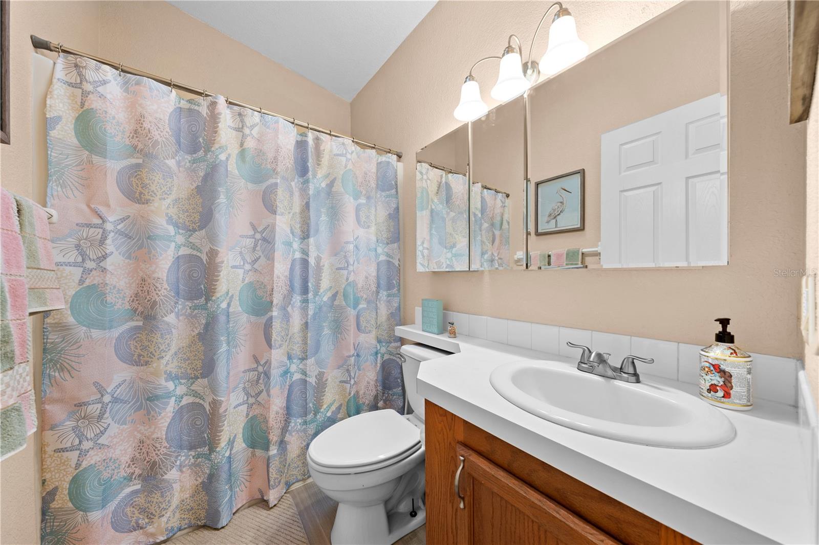 Image 40 of 57 For 2827 Godwin Road