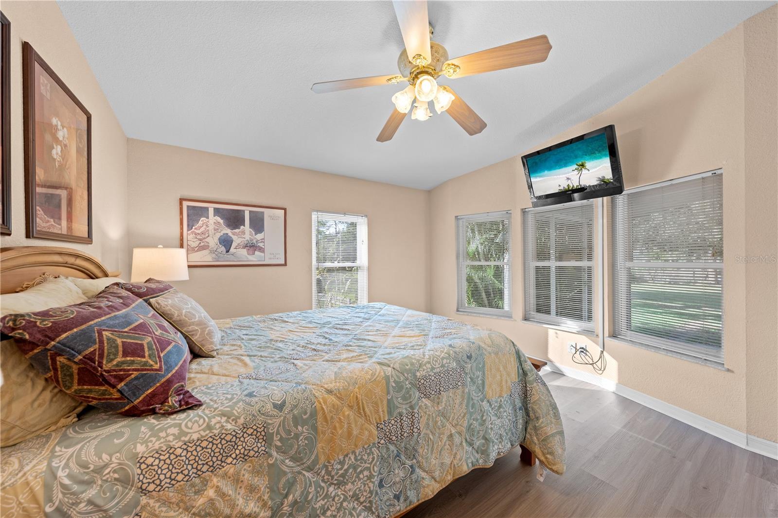 Image 41 of 57 For 2827 Godwin Road