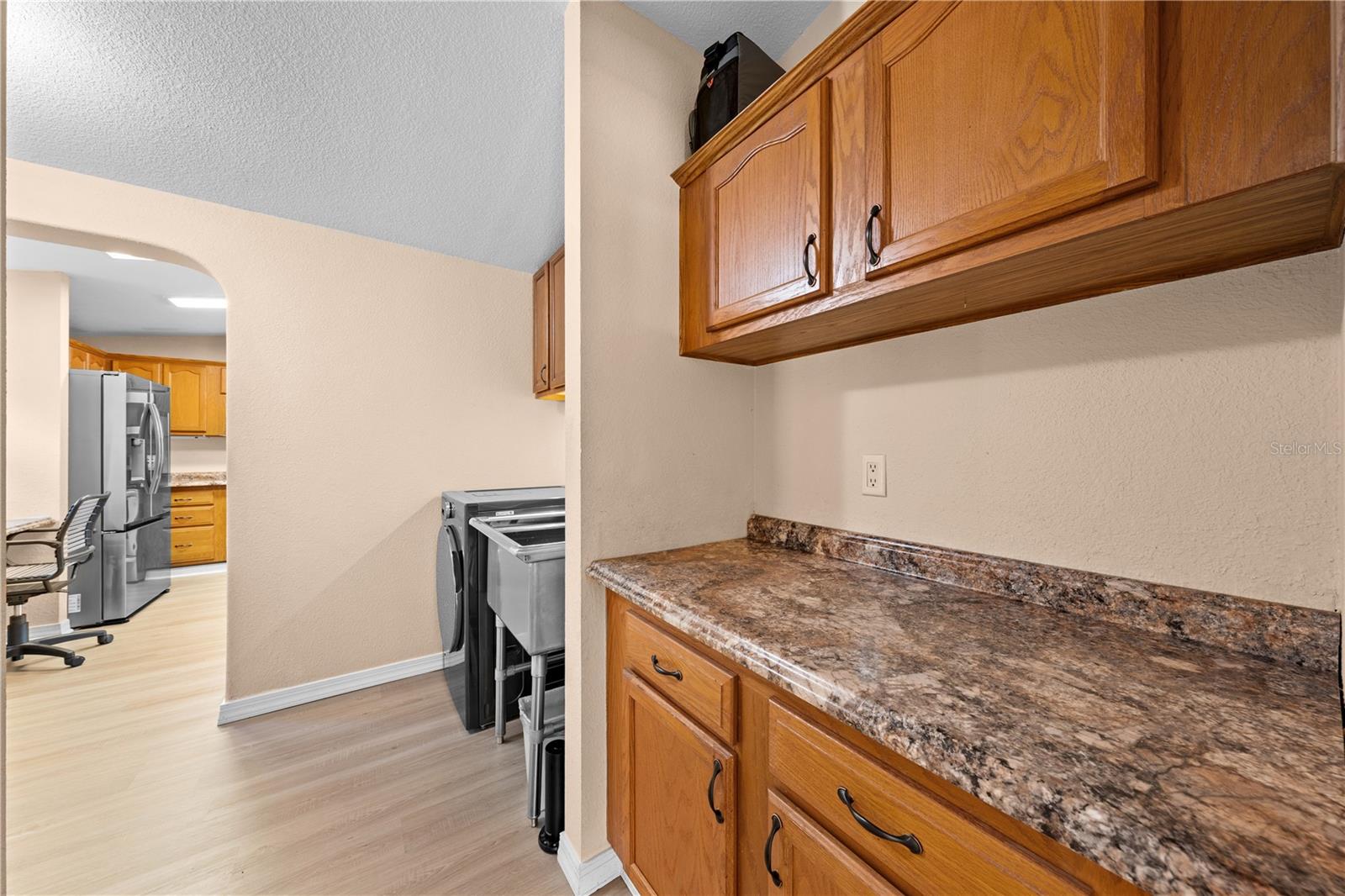 Image 44 of 57 For 2827 Godwin Road