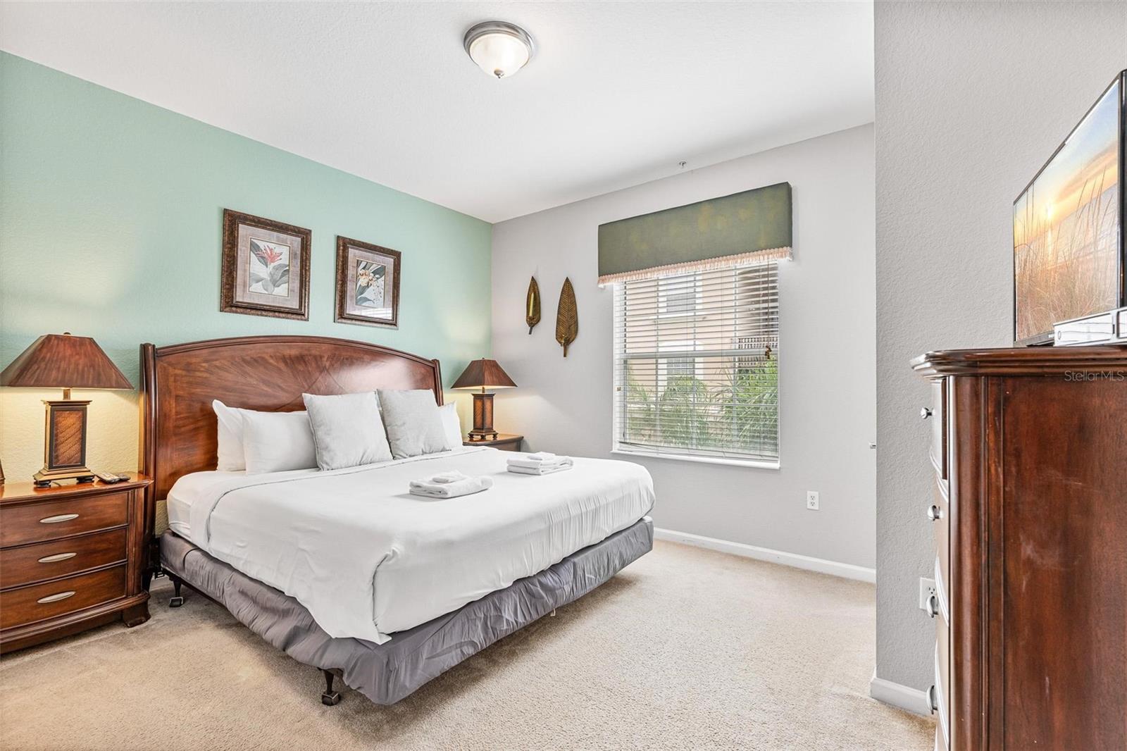 Image 14 of 38 For 5036 Shoreway Loop 30405