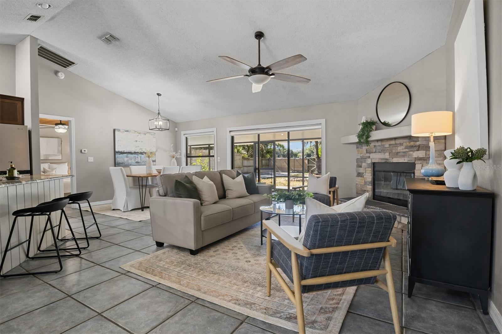 Image 11 of 51 For 5029 River Lake Road