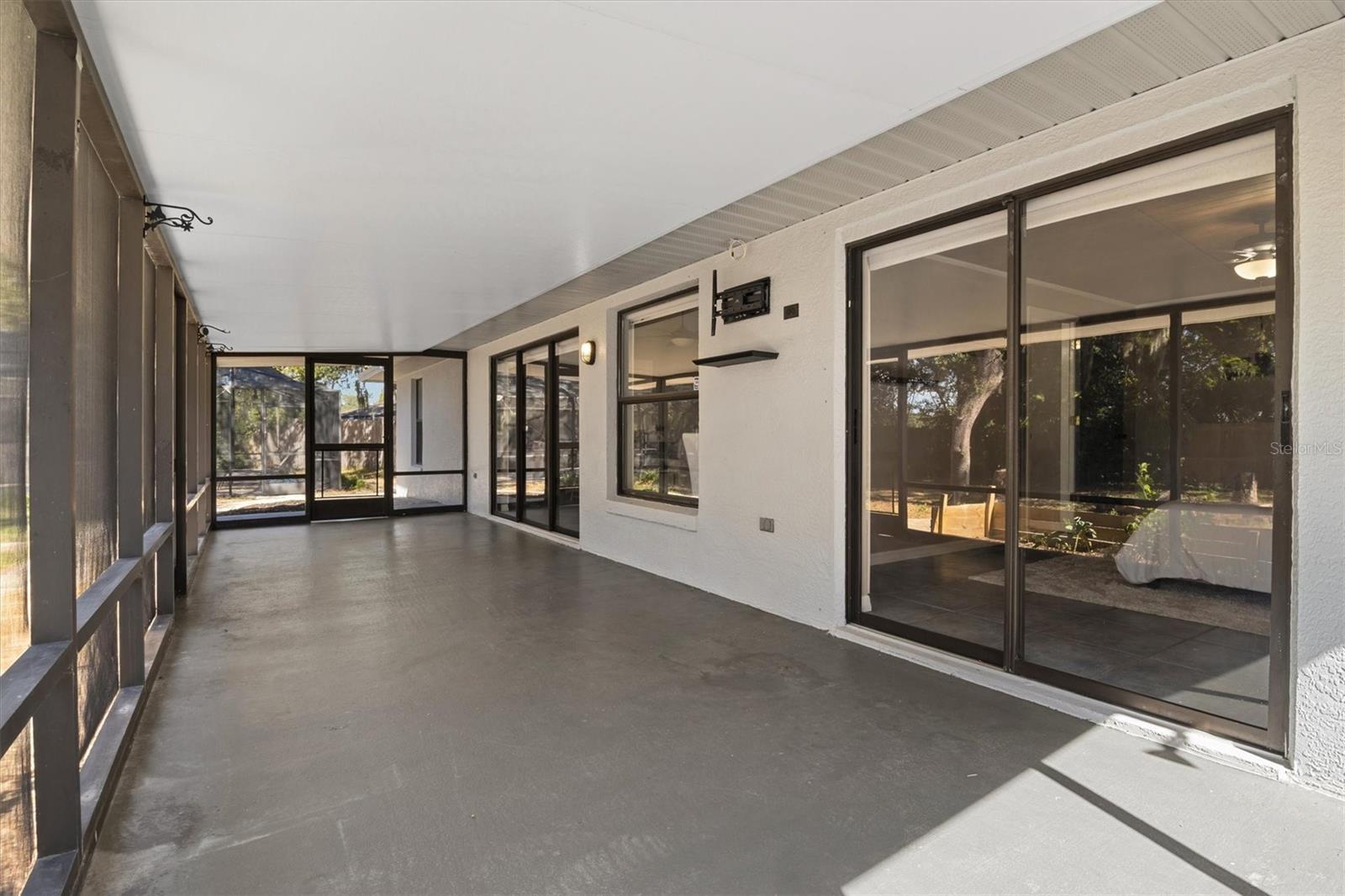 Image 33 of 51 For 5029 River Lake Road