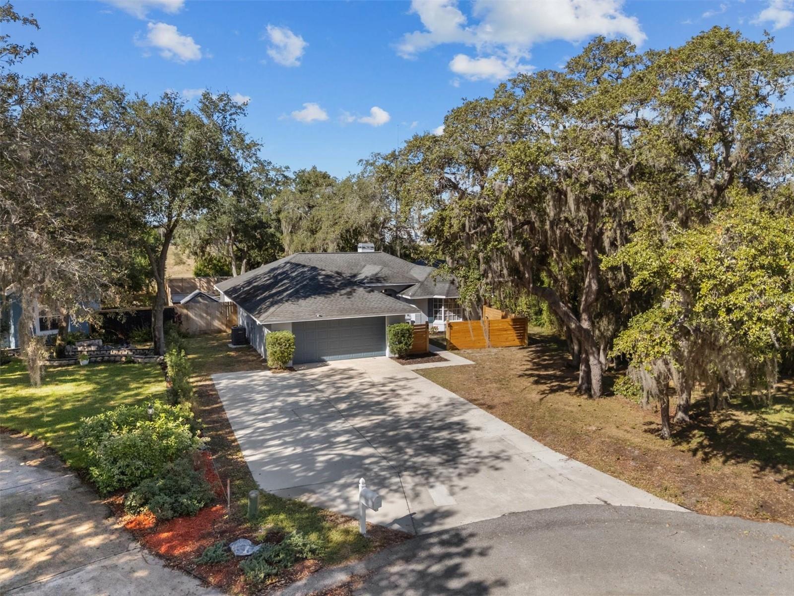 Image 36 of 51 For 5029 River Lake Road