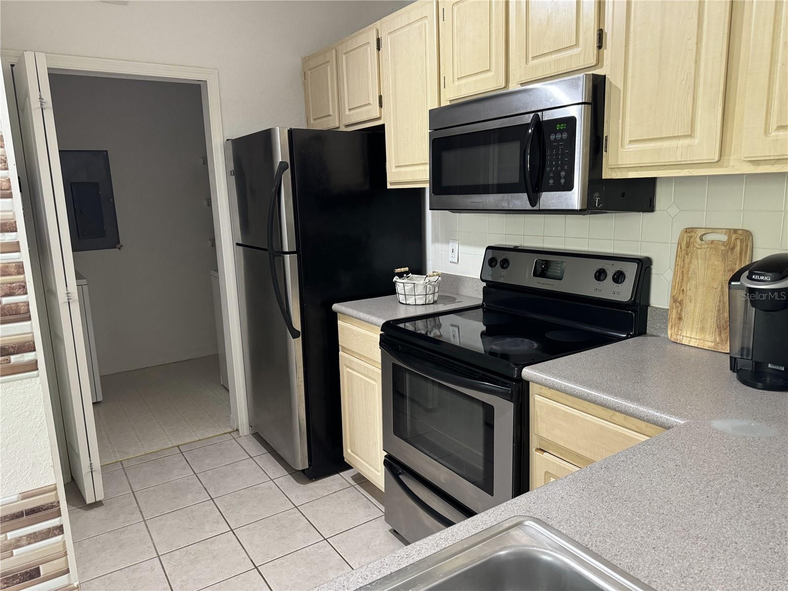 Image 24 of 62 For 8907 Legacy Court 14 205