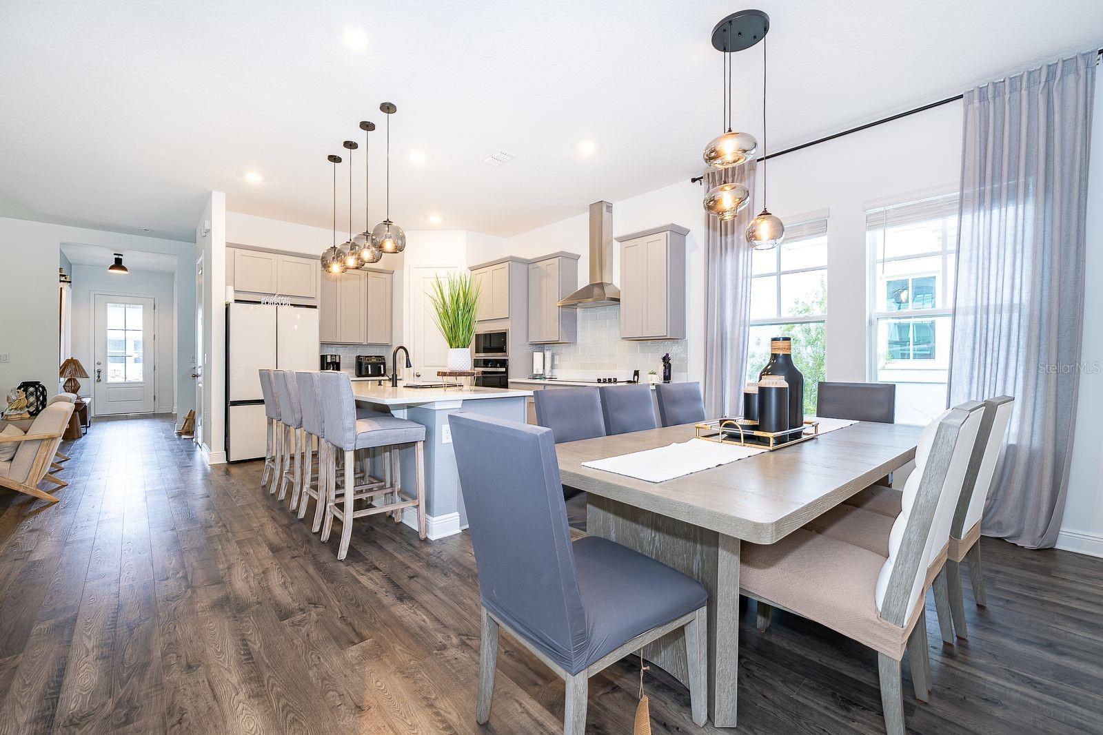 Image 11 of 26 For 9750 Neruda Street