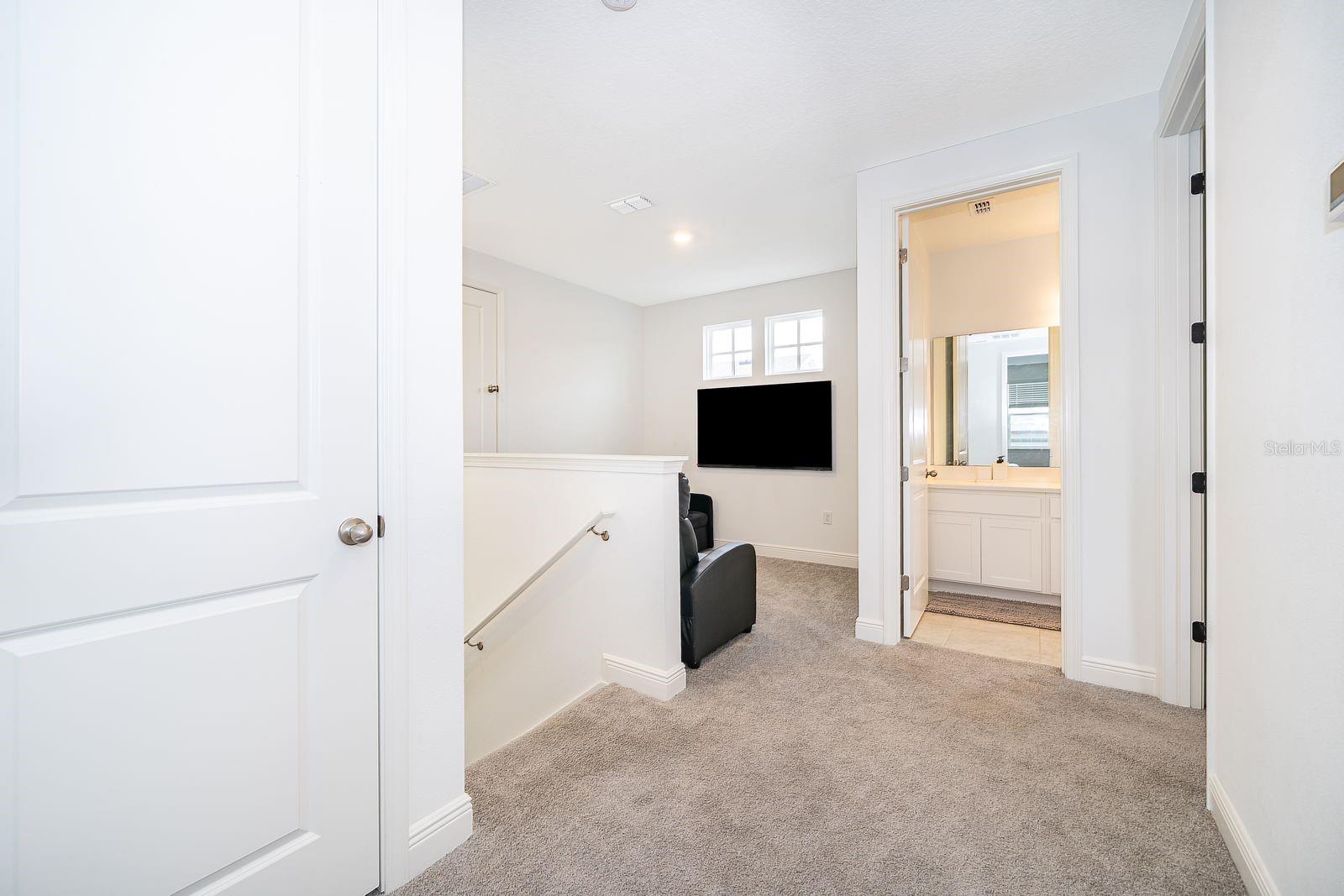 Image 20 of 26 For 9750 Neruda Street