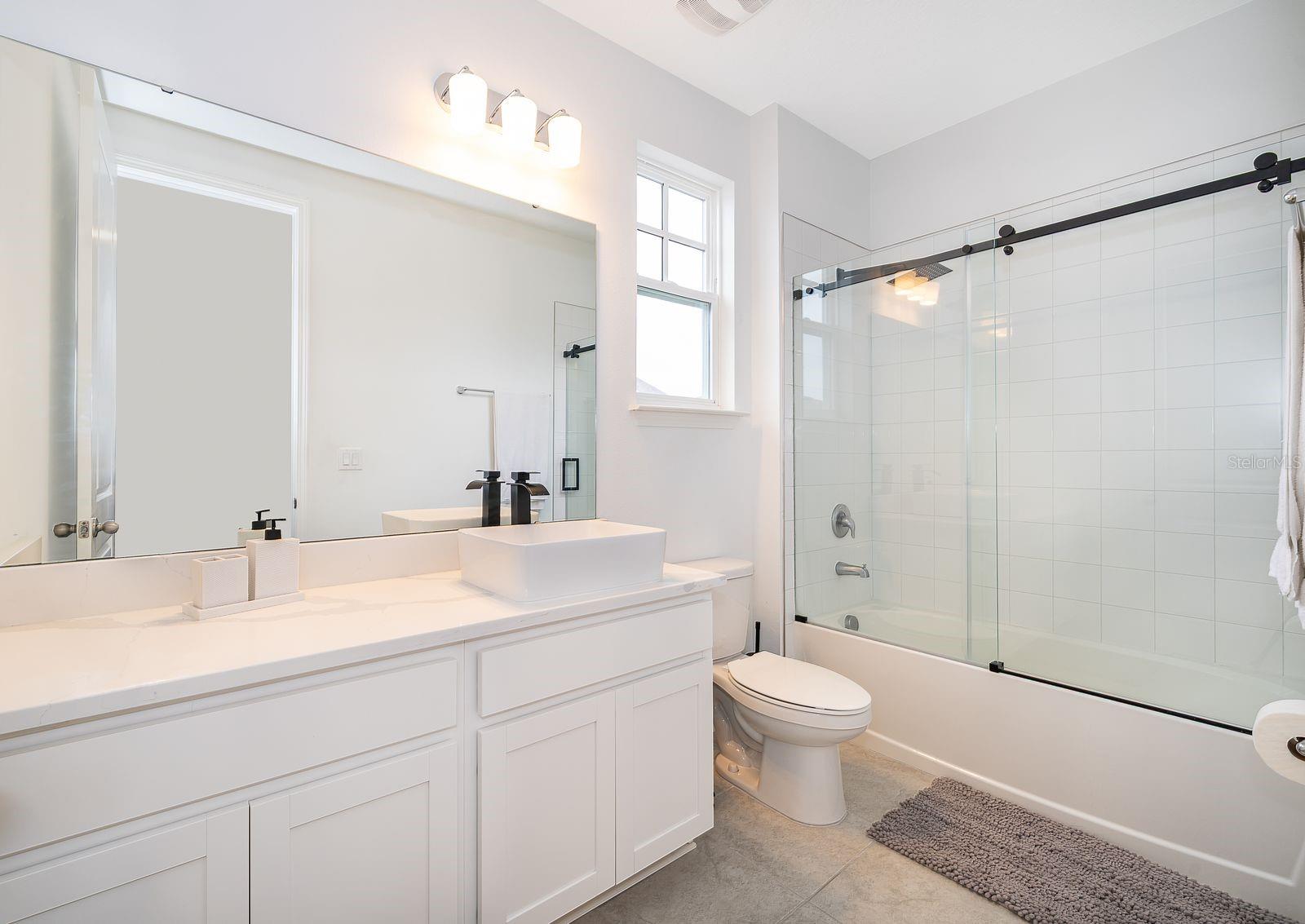 Image 21 of 26 For 9750 Neruda Street