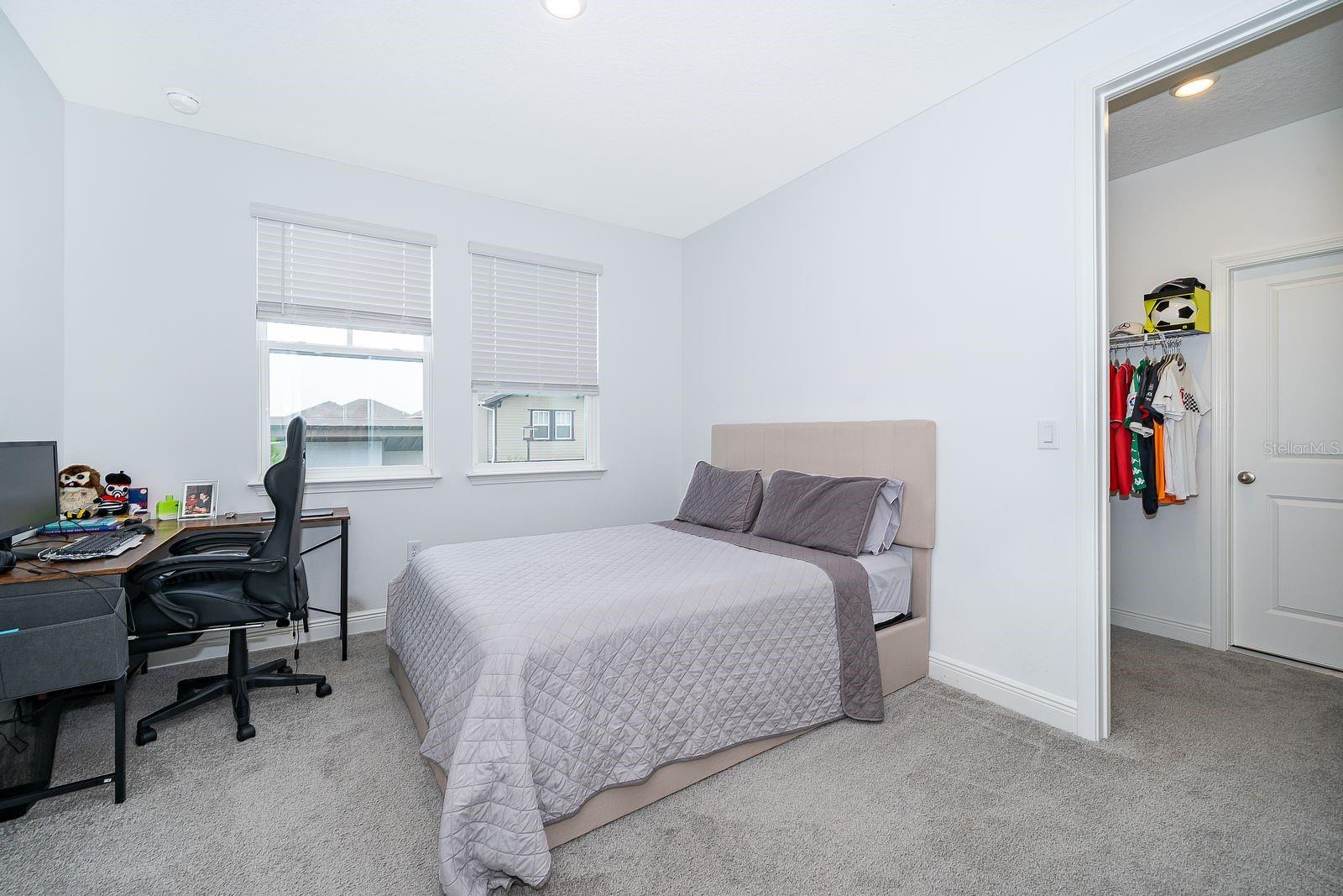 Image 23 of 26 For 9750 Neruda Street