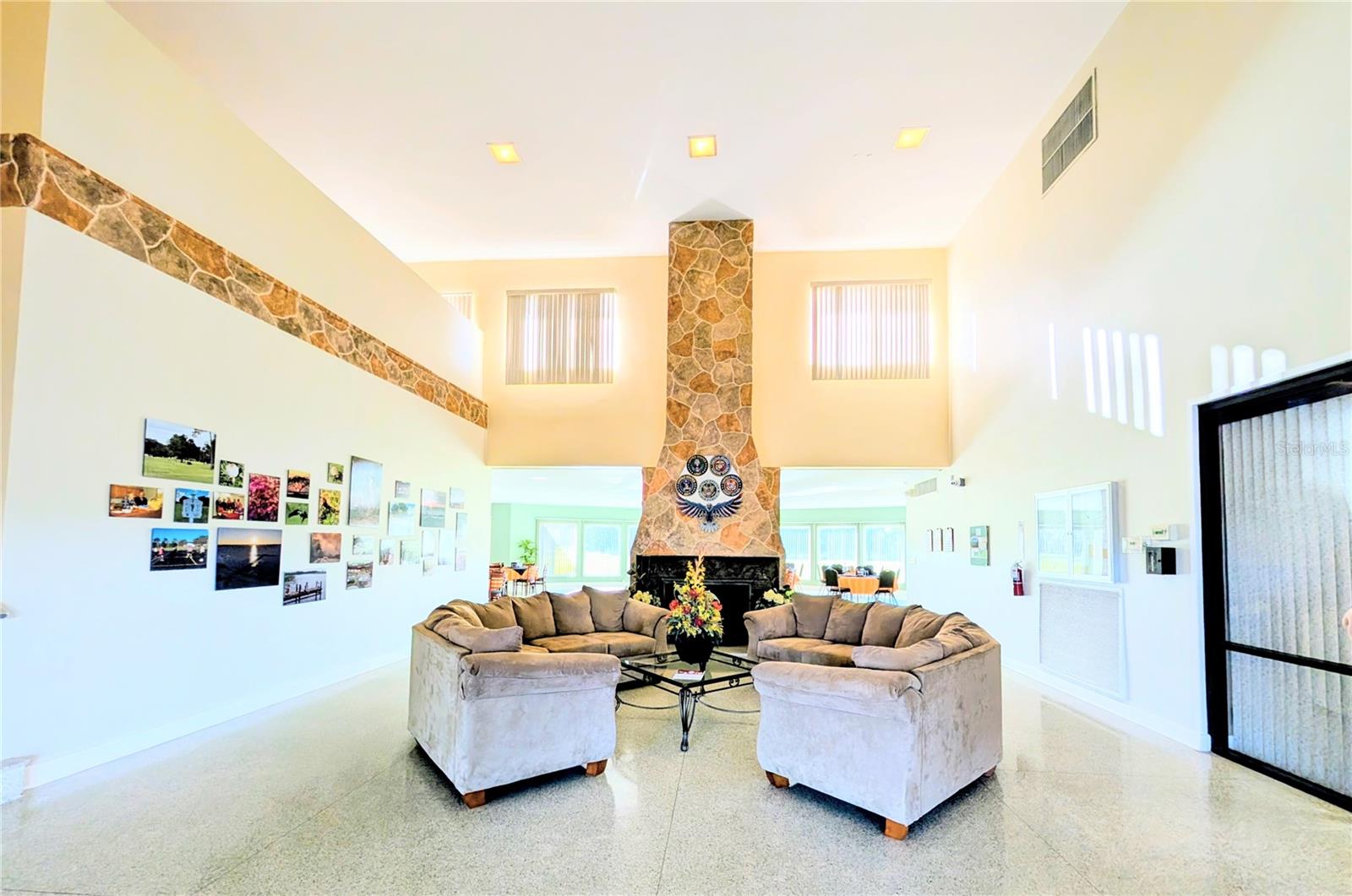 Image 12 of 17 For 609 Indian Lake Drive