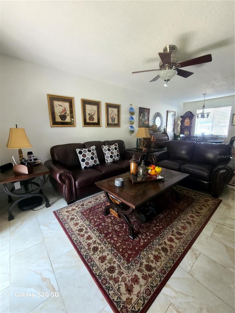 Image 13 of 45 For 6328 Newtown Circle 28a2