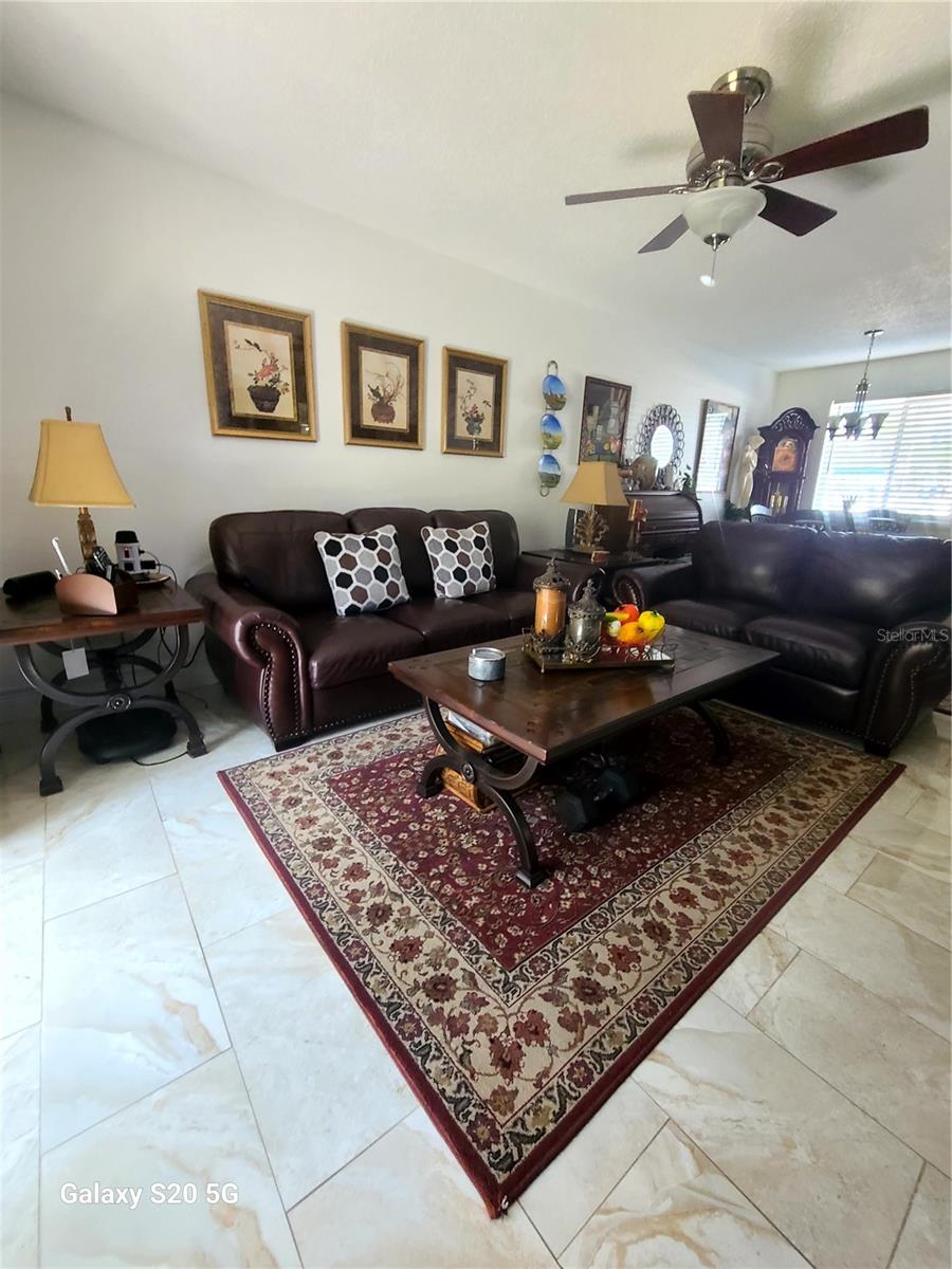 Image 14 of 45 For 6328 Newtown Circle 28a2