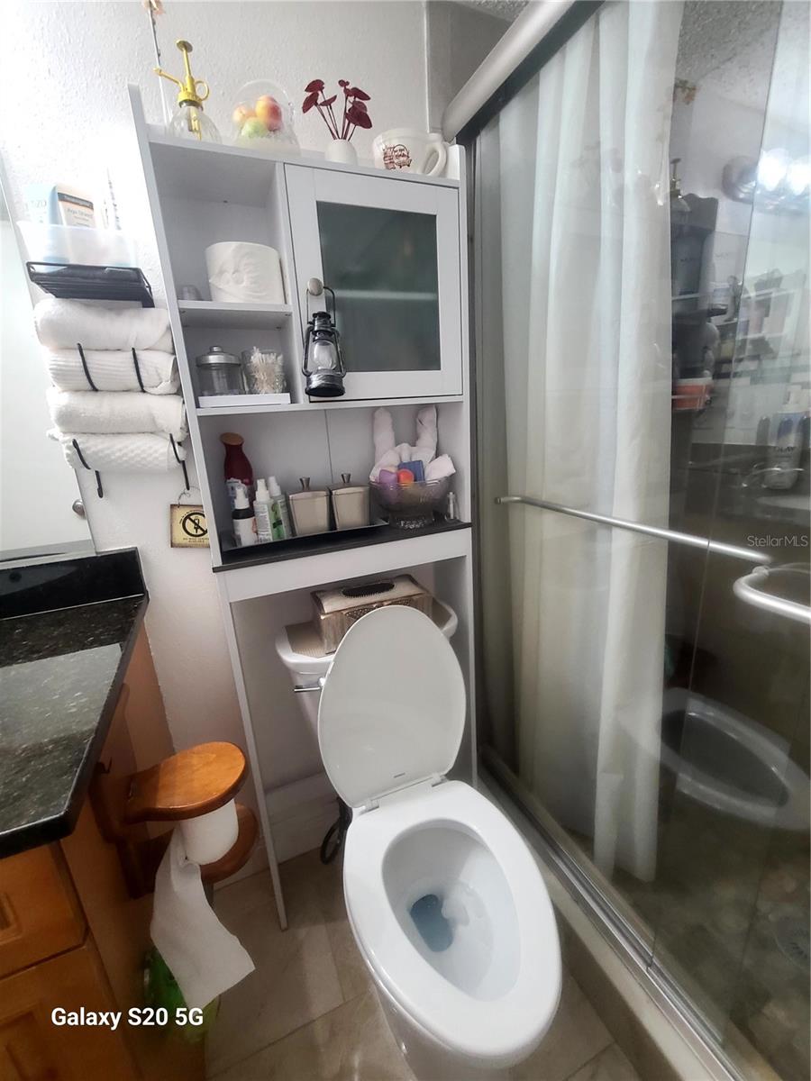 Image 41 of 45 For 6328 Newtown Circle 28a2