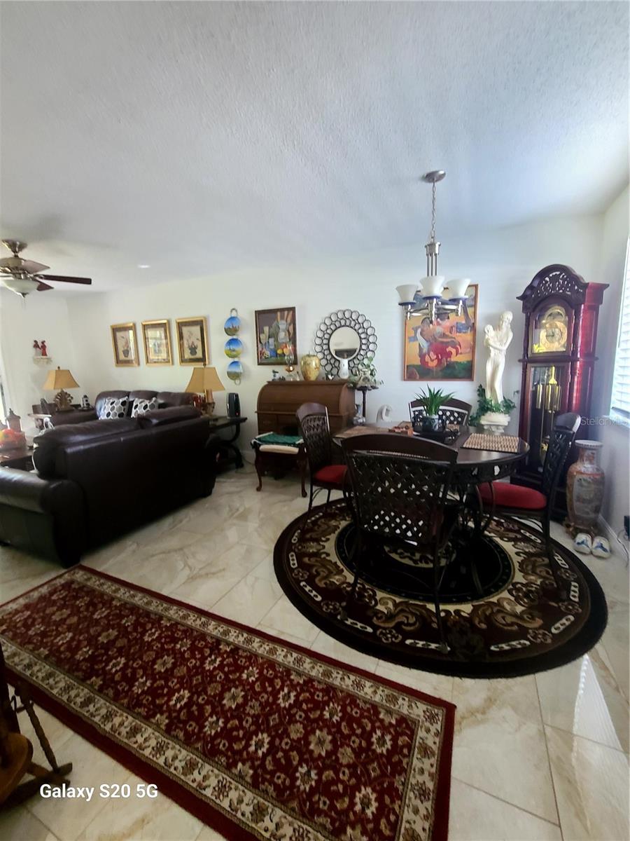 Image 6 of 45 For 6328 Newtown Circle 28a2