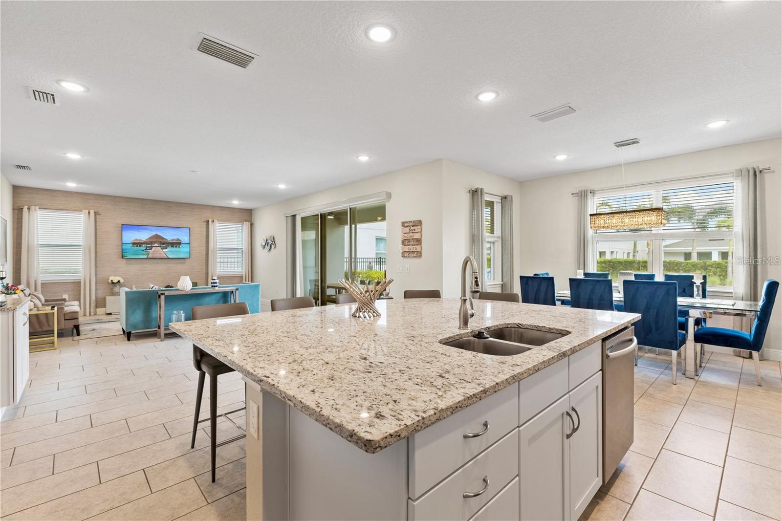 Image 12 of 47 For 321 Auburn Avenue