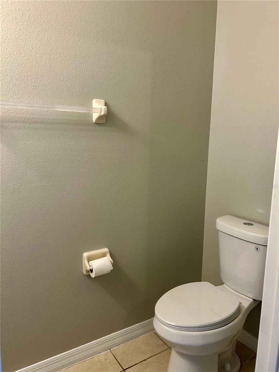 Image 13 of 30 For 612 Chelsea Drive