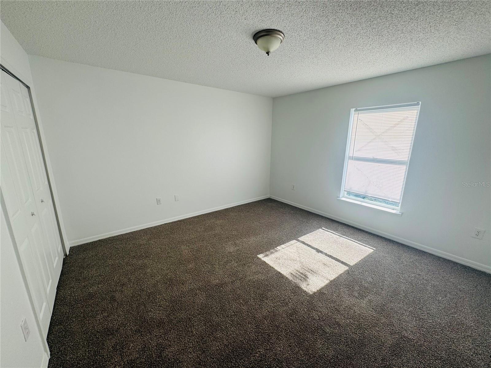 Image 15 of 21 For 408 Ohio Way