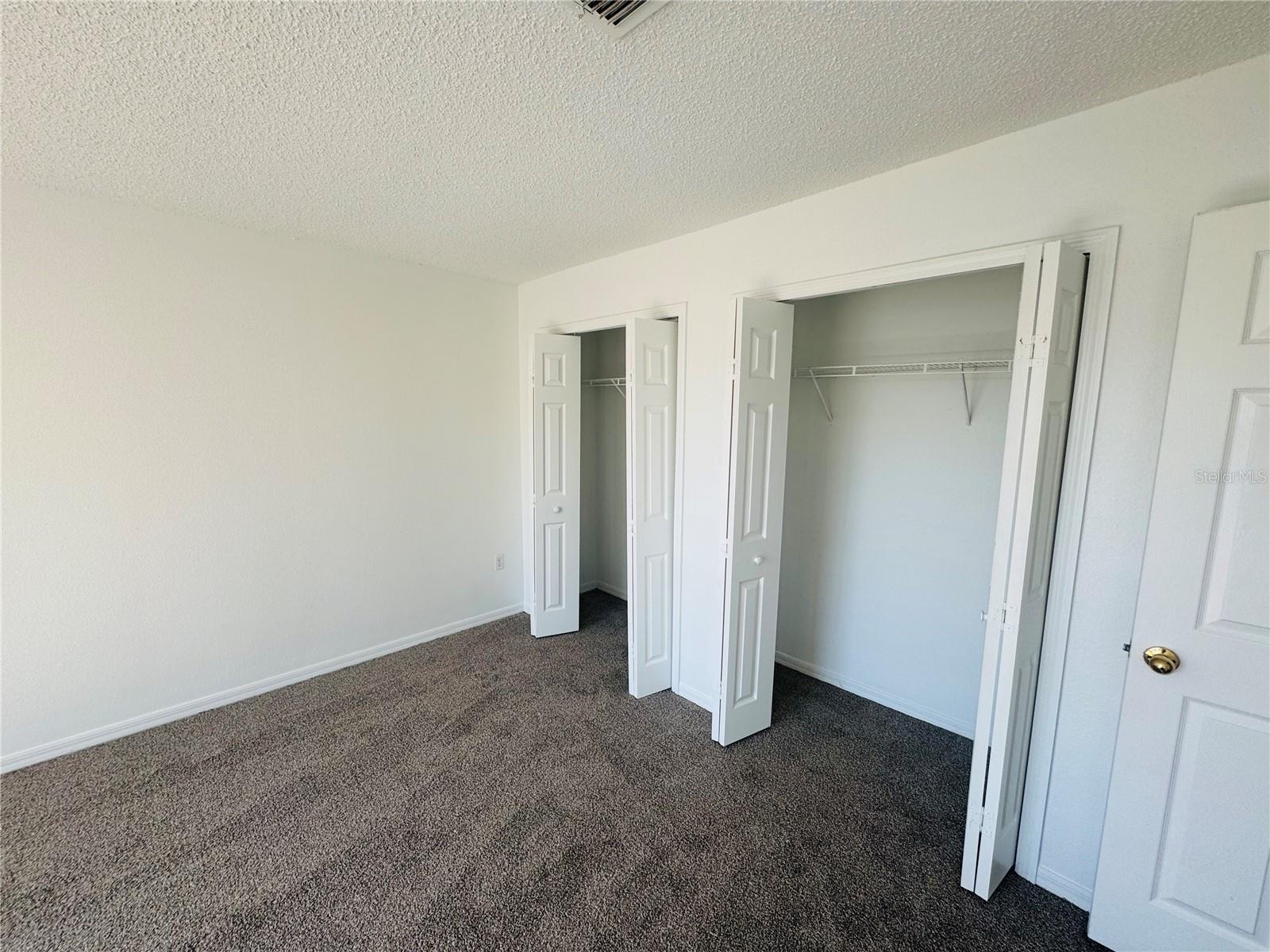 Image 17 of 21 For 408 Ohio Way