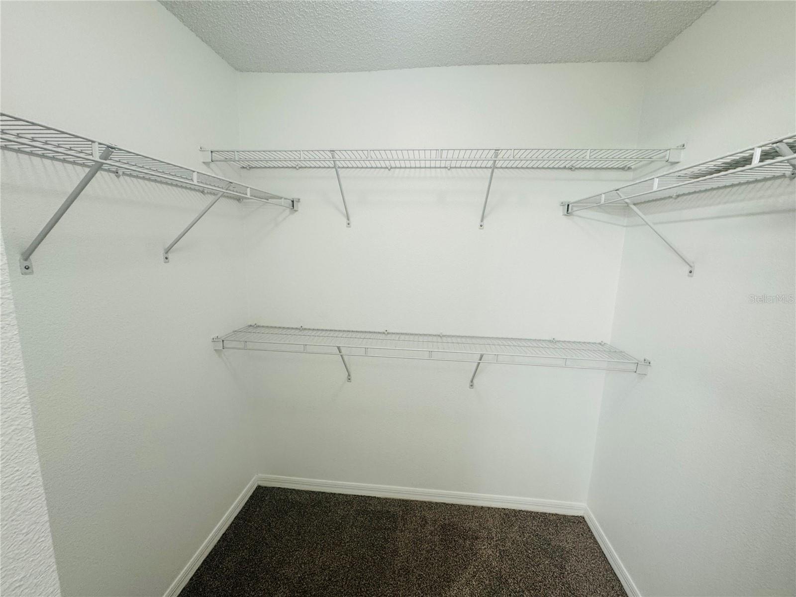 Image 20 of 21 For 408 Ohio Way