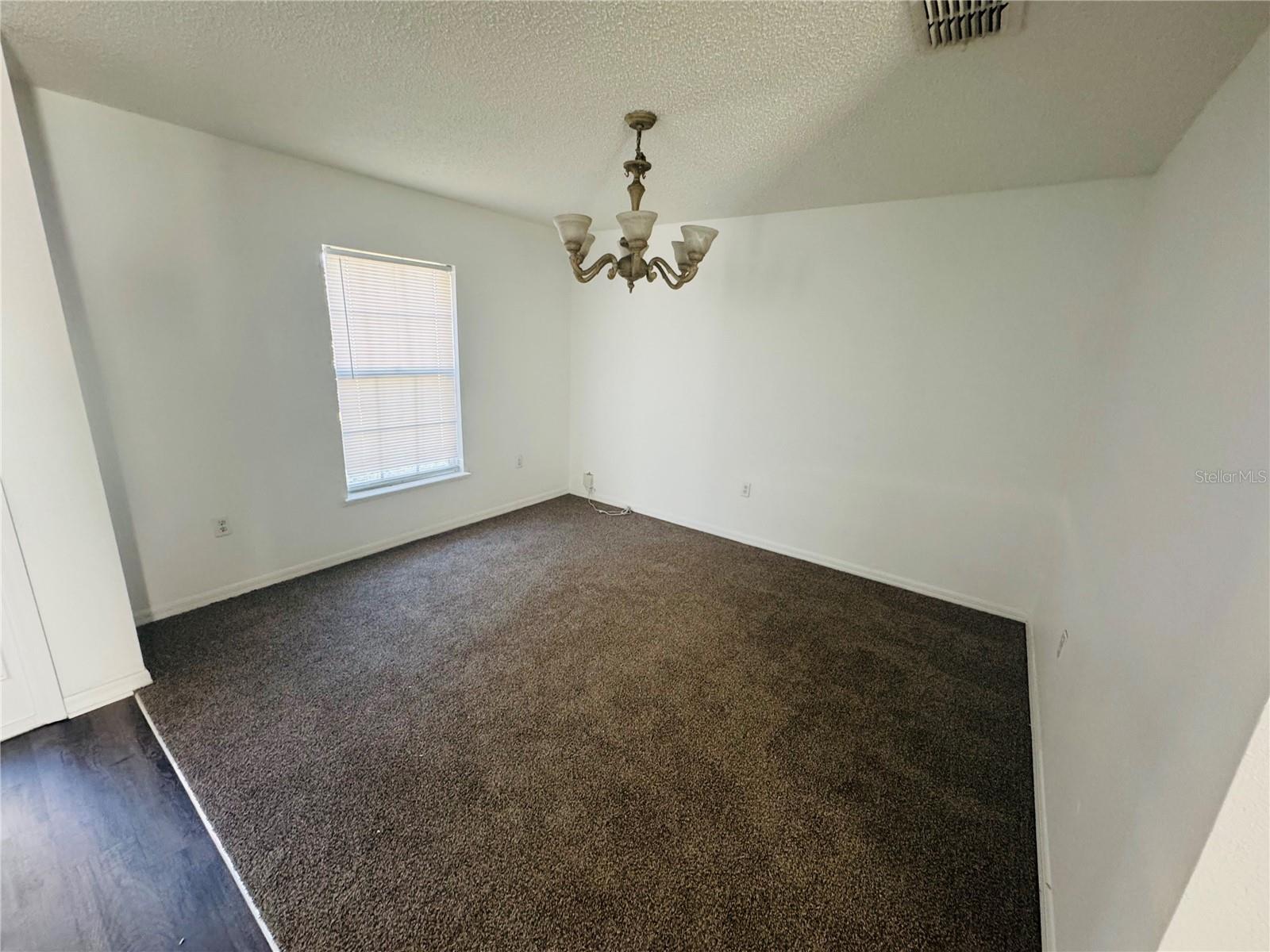 Image 4 of 21 For 408 Ohio Way