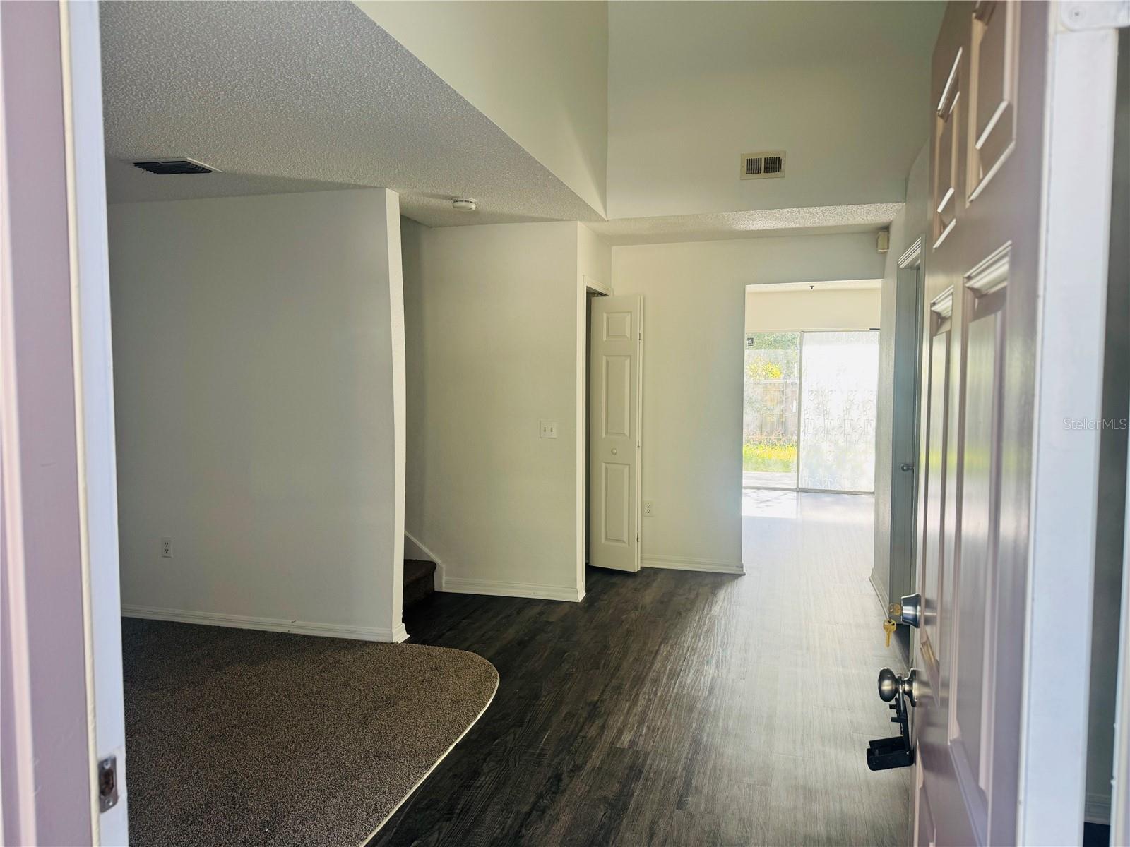 Image 6 of 21 For 408 Ohio Way