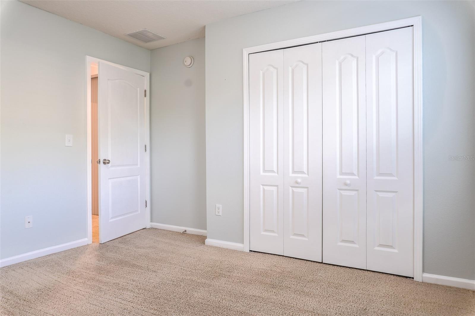 Image 14 of 20 For 241 Aberdeenshire Drive